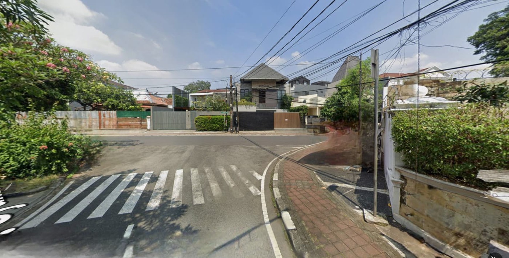 Rumah Bagus Di Jl Purwakarta Menteng Jakarta Pusat
