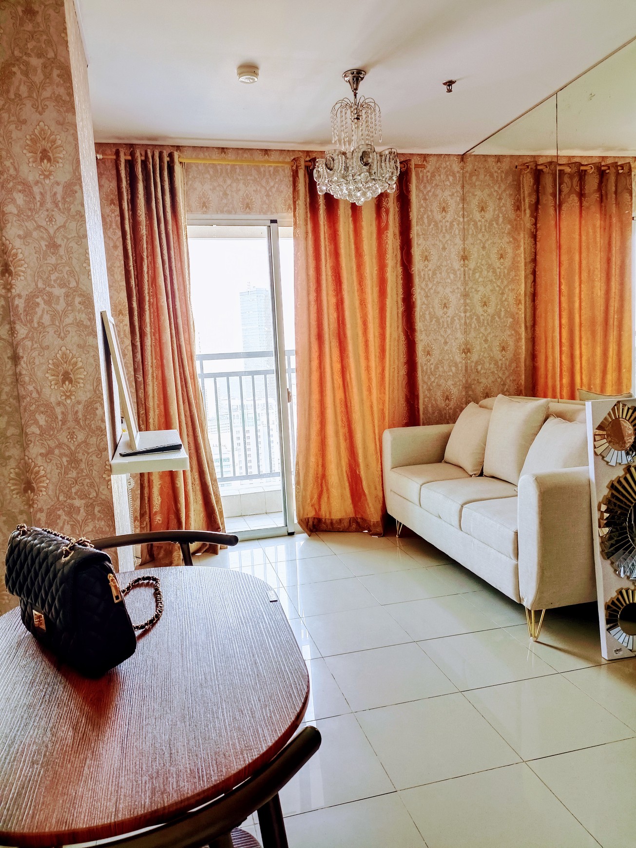 Dijual Apartemen 2BR Di Daerah Thamrin, Jakarta Pusat