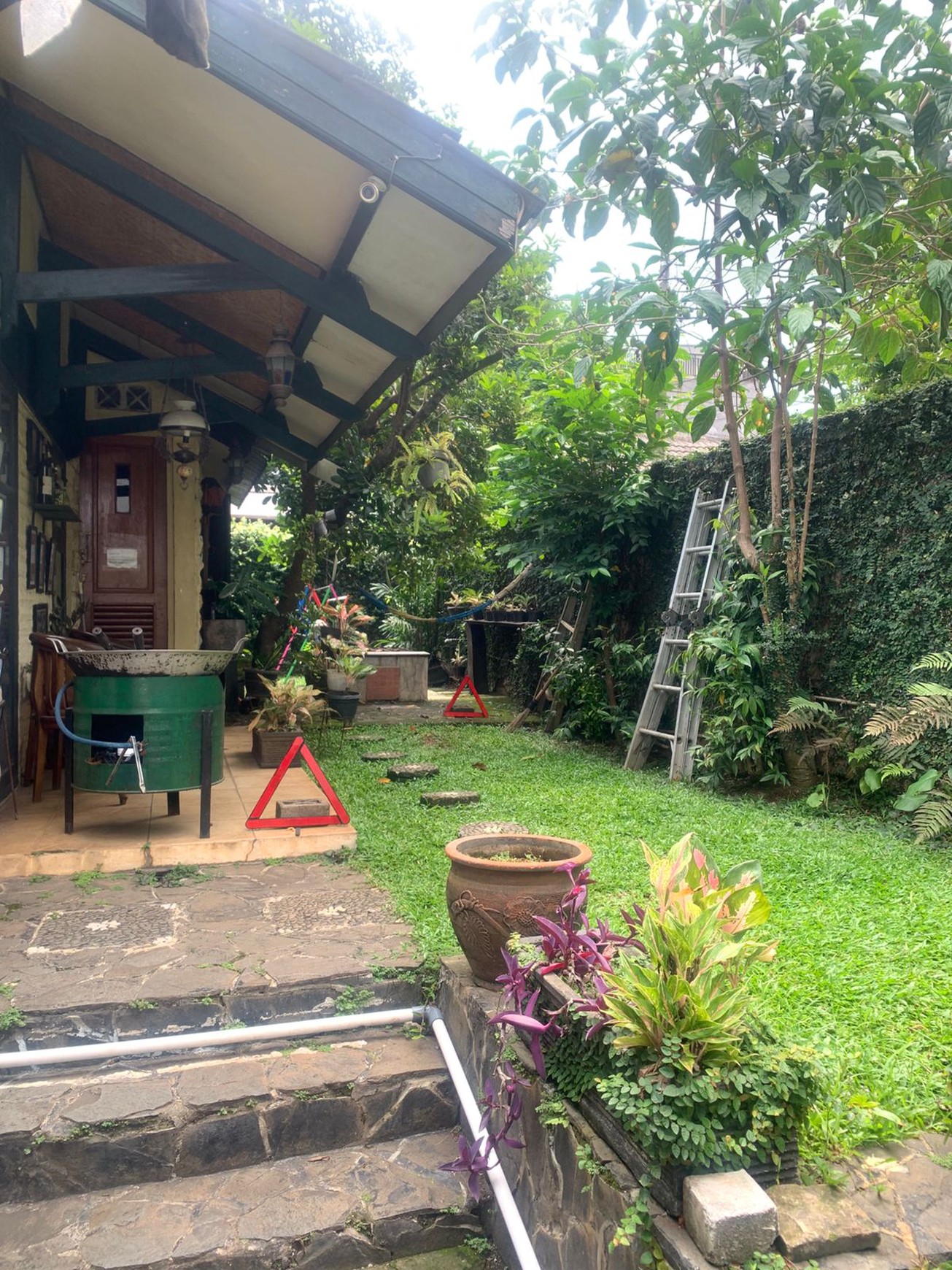 Rumah Bagus Di Jl Melati, M Kahfi Kebagusan Jakarta Selatan