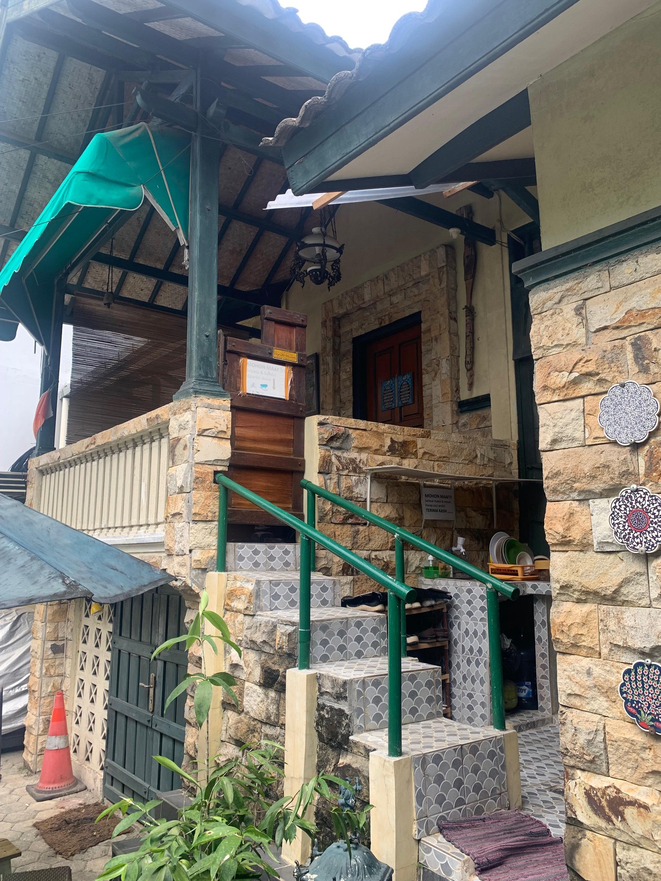 Rumah Bagus Di Jl Melati, M Kahfi Kebagusan Jakarta Selatan