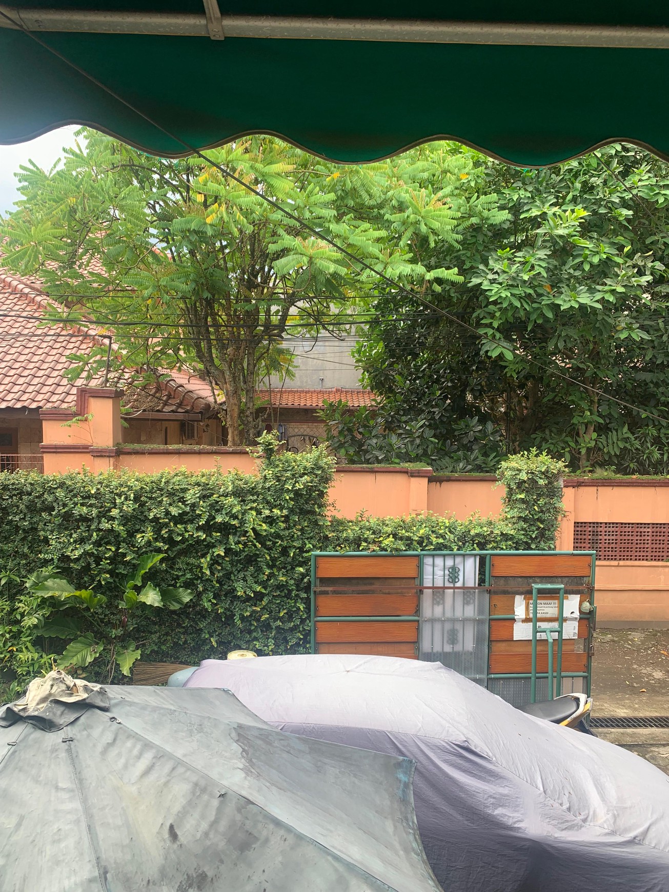 Rumah Bagus Di Jl Melati, M Kahfi Kebagusan Jakarta Selatan