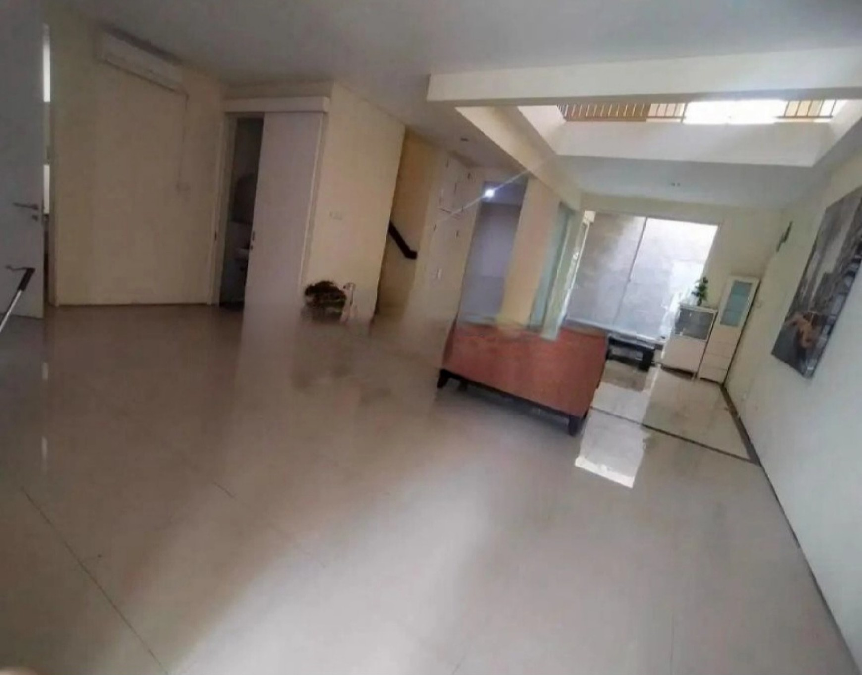 Disewakan Rumah Royal Residence Surabaya SPESIAL 4+1 Kamar Tidur