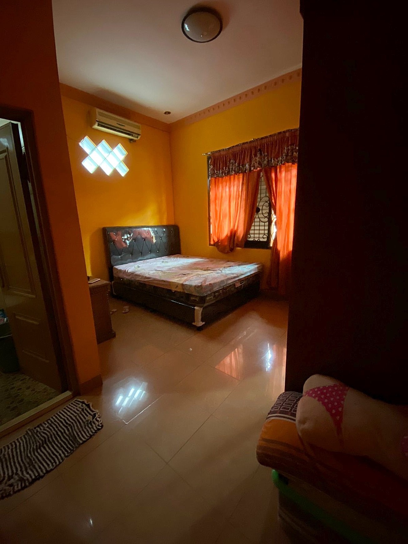 FOR SALE - Rumah Siap Huni (Semi-Furnished) di Sudimara, Ciledug, Kota Tangerang