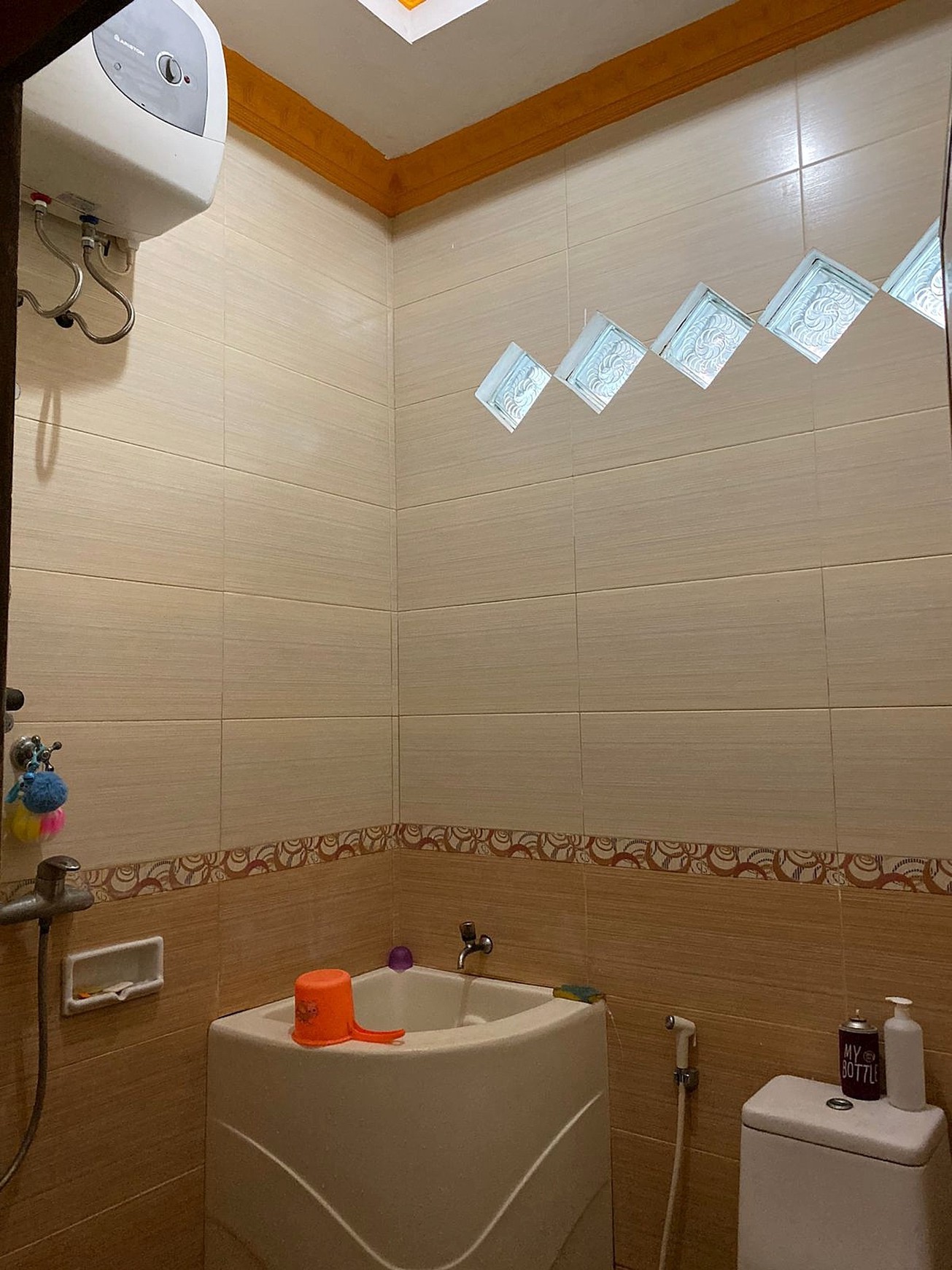 FOR SALE - Rumah Siap Huni (Semi-Furnished) di Sudimara, Ciledug, Kota Tangerang
