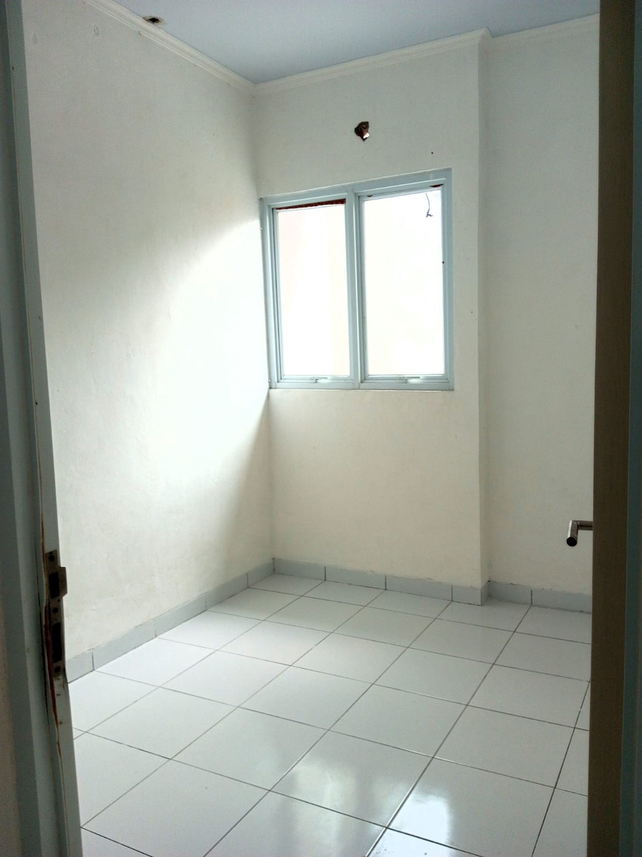 Dijual rumah di Poris residence kota tangerang 