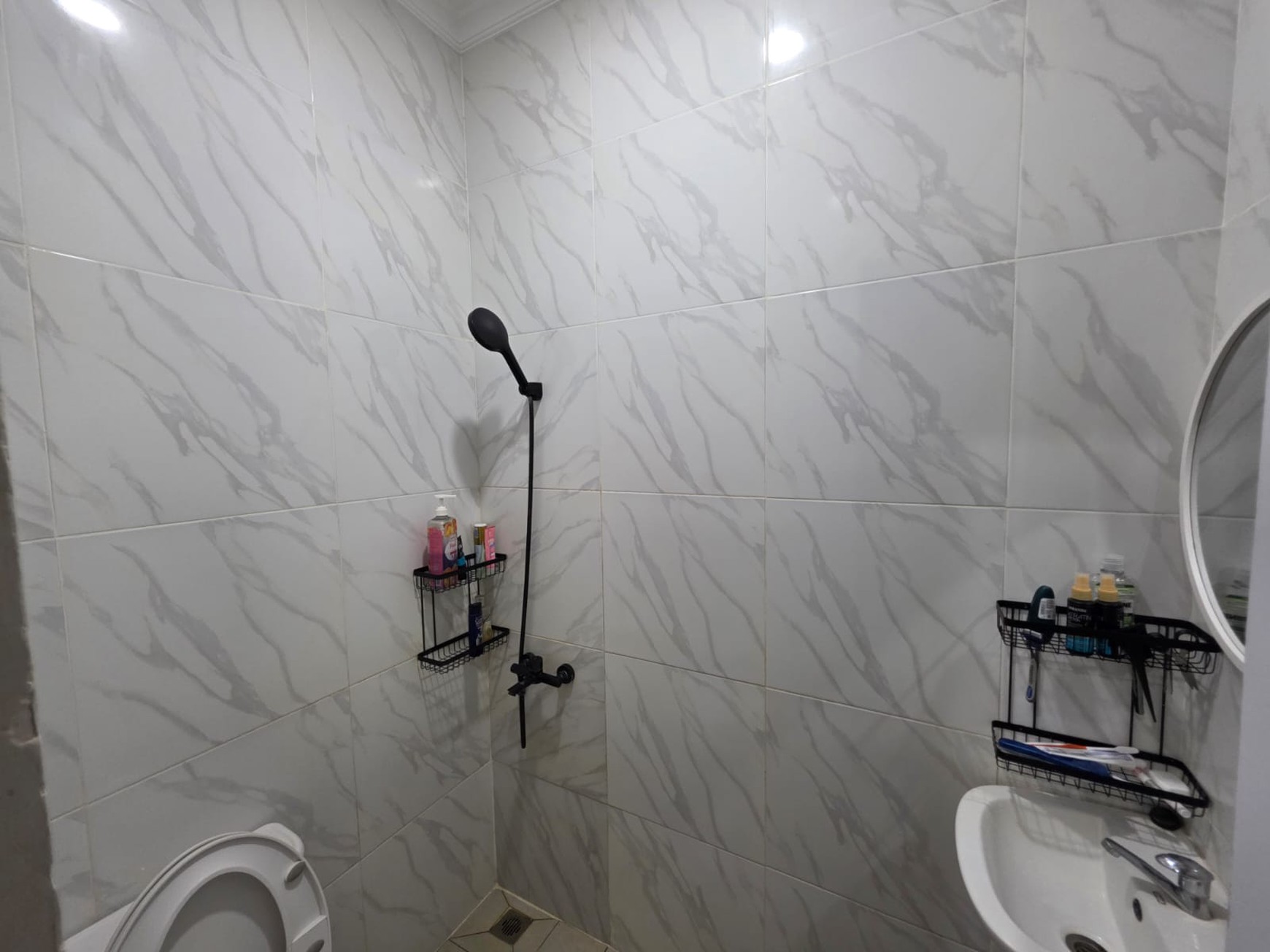 Rumah Minimalis 2 Lantai di Serpong Park BSD Dekat Tol