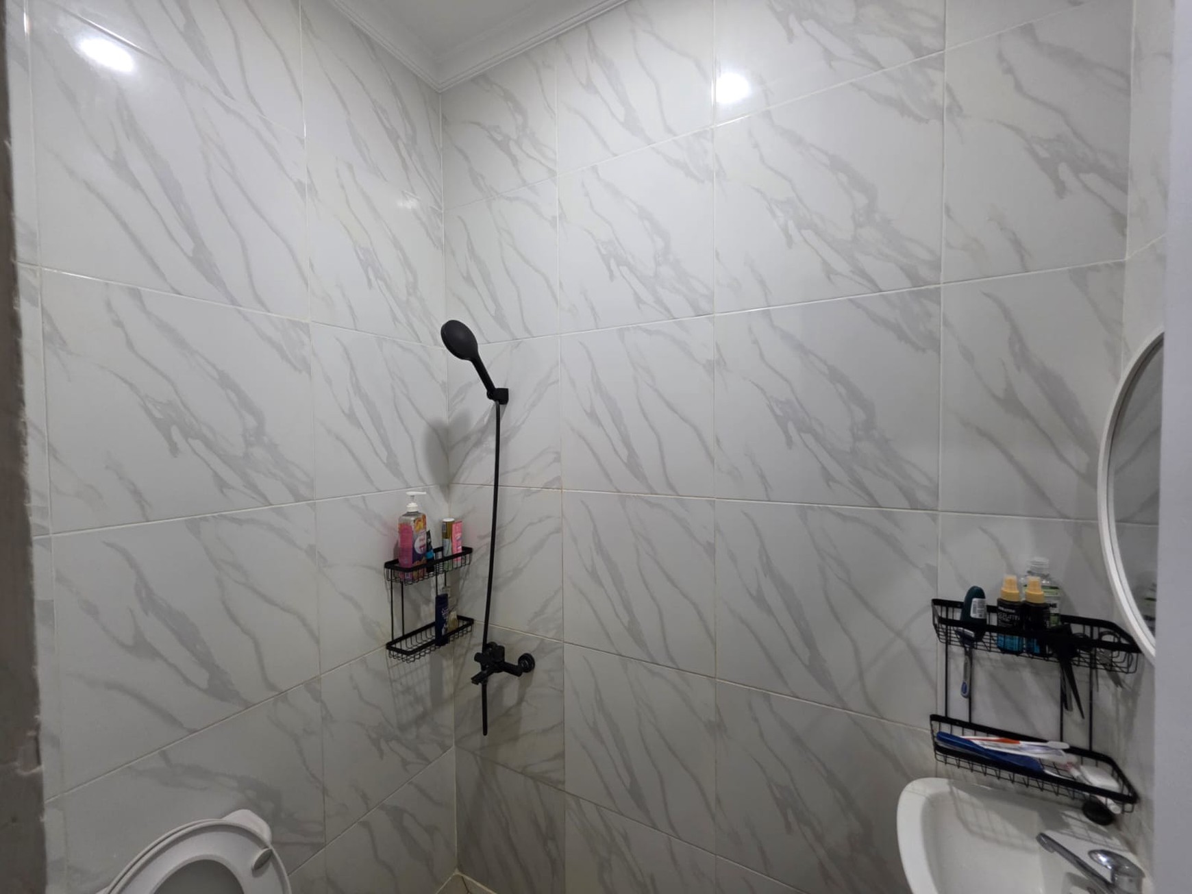 Rumah Minimalis 2 Lantai di Serpong Park BSD Dekat Tol