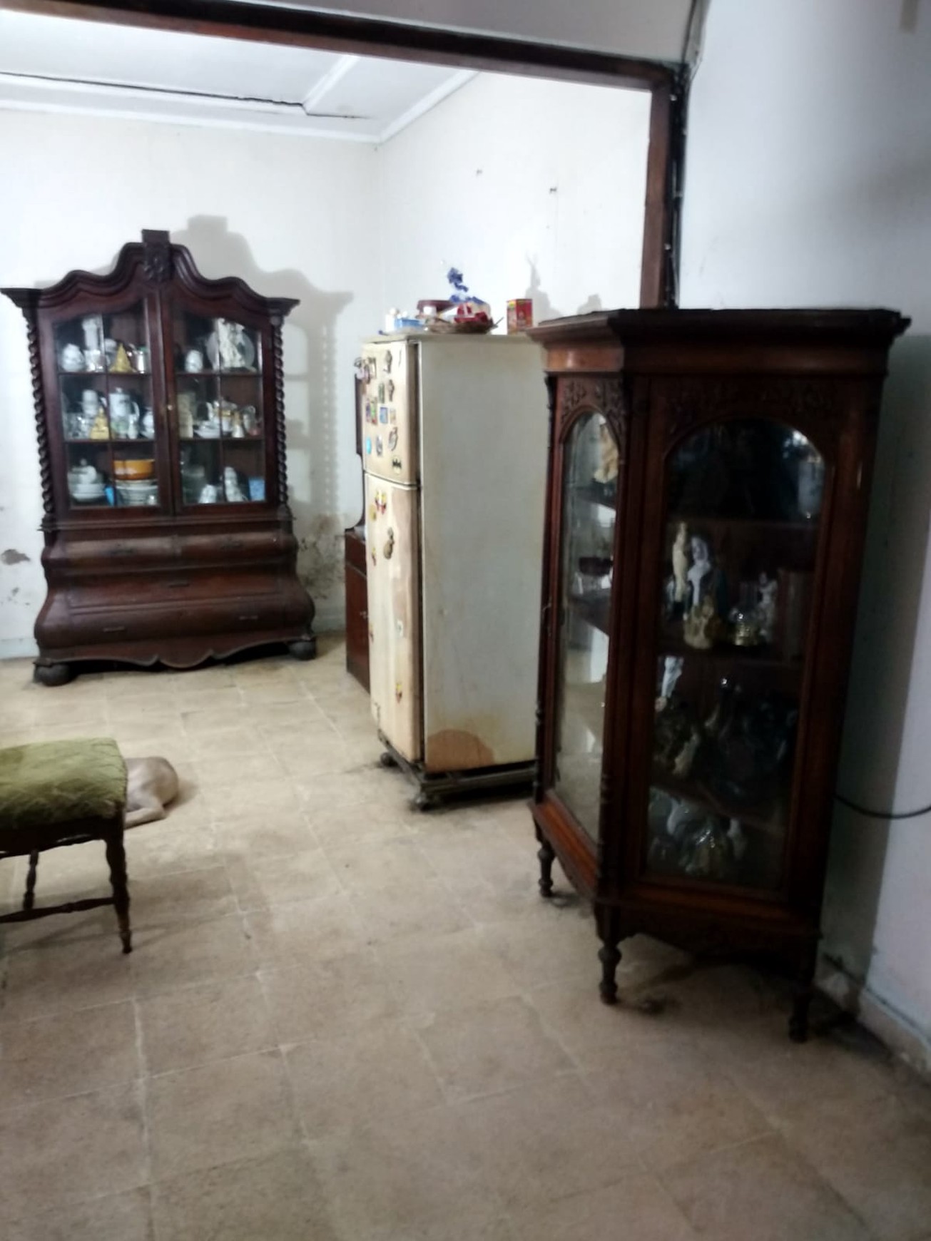 Dijual Rumah Lama Hitung Tanah di Benhil Jakarta Pusat