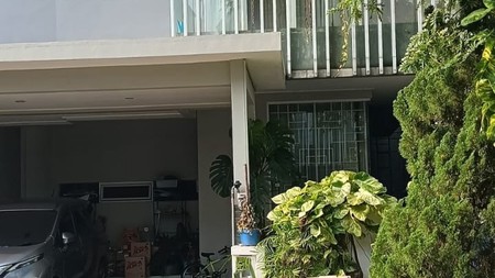 Rumah di Bintaro Sektor 9, 2 Lantai Sudah SHM KT 4+1 KM 3+1.