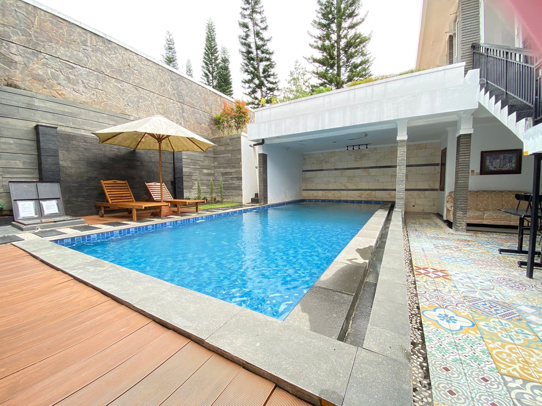 Rumah Villa Dago Pakar Dijual Full Furnished Bandung Jawa Barat