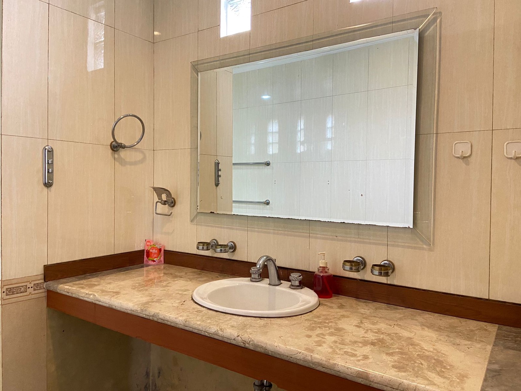 Rumah Villa Dago Pakar Dijual Full Furnished Bandung Jawa Barat