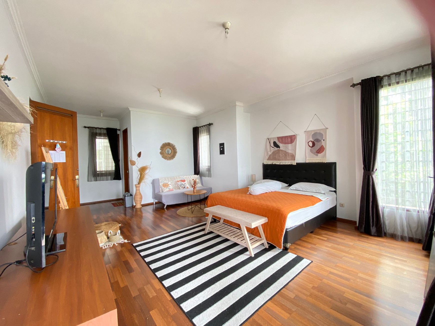 Rumah Villa Dago Pakar Dijual Full Furnished Bandung Jawa Barat