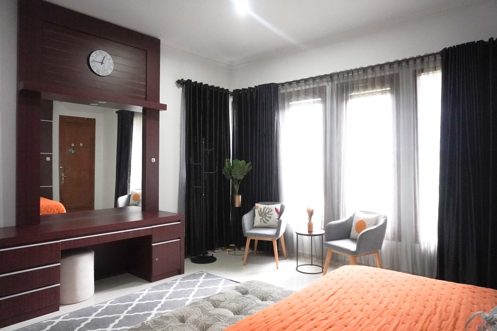 Rumah Villa Dago Pakar Dijual Full Furnished Bandung Jawa Barat