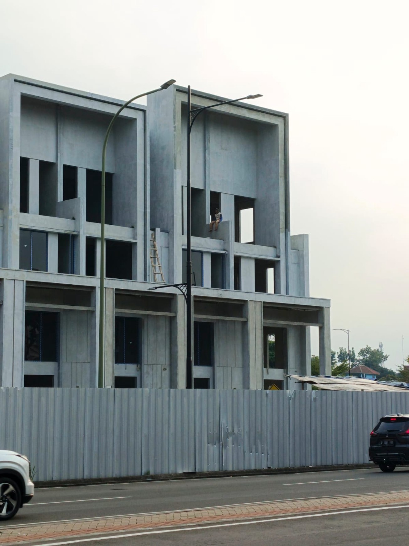 Ruko siap pakai Kawasan Komersial Premium di Gading Serpong 