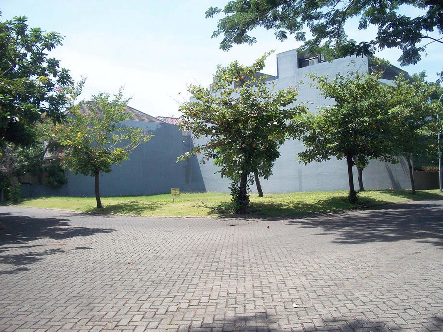 Tanah di Pakuwon City Cluster San Antonio Surabaya Timur, Luas 17 x 20 m2, Pojokan/Hook