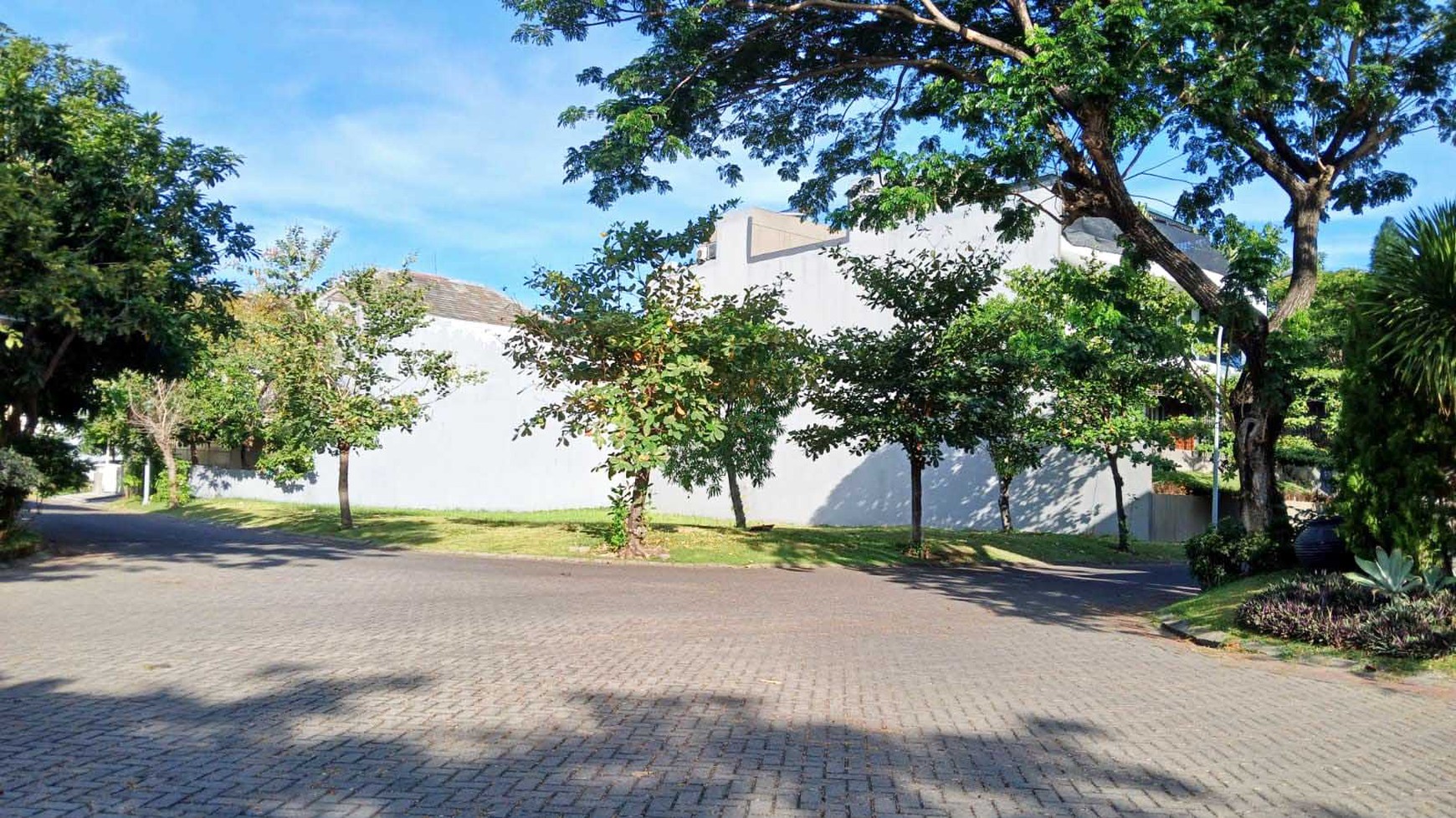 Tanah di Pakuwon City Cluster San Antonio Surabaya Timur, Luas 17 x 20 m2, Pojokan/Hook