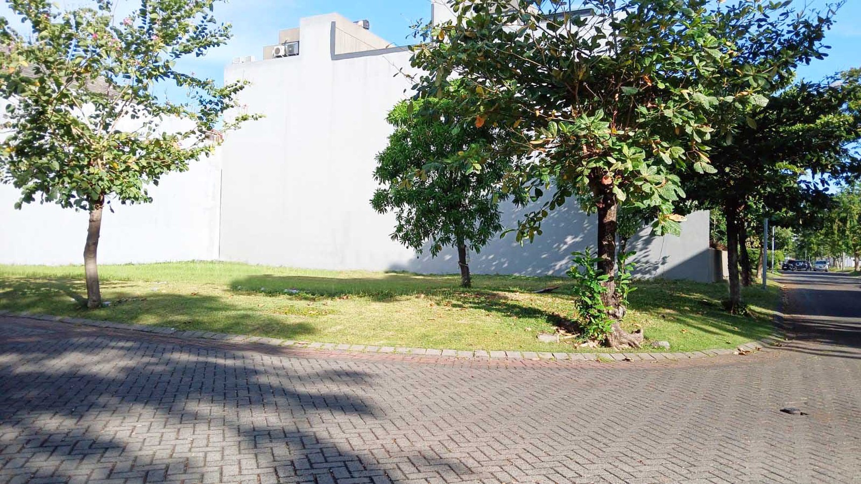 Tanah di Pakuwon City Cluster San Antonio Surabaya Timur, Luas 17 x 20 m2, Pojokan/Hook