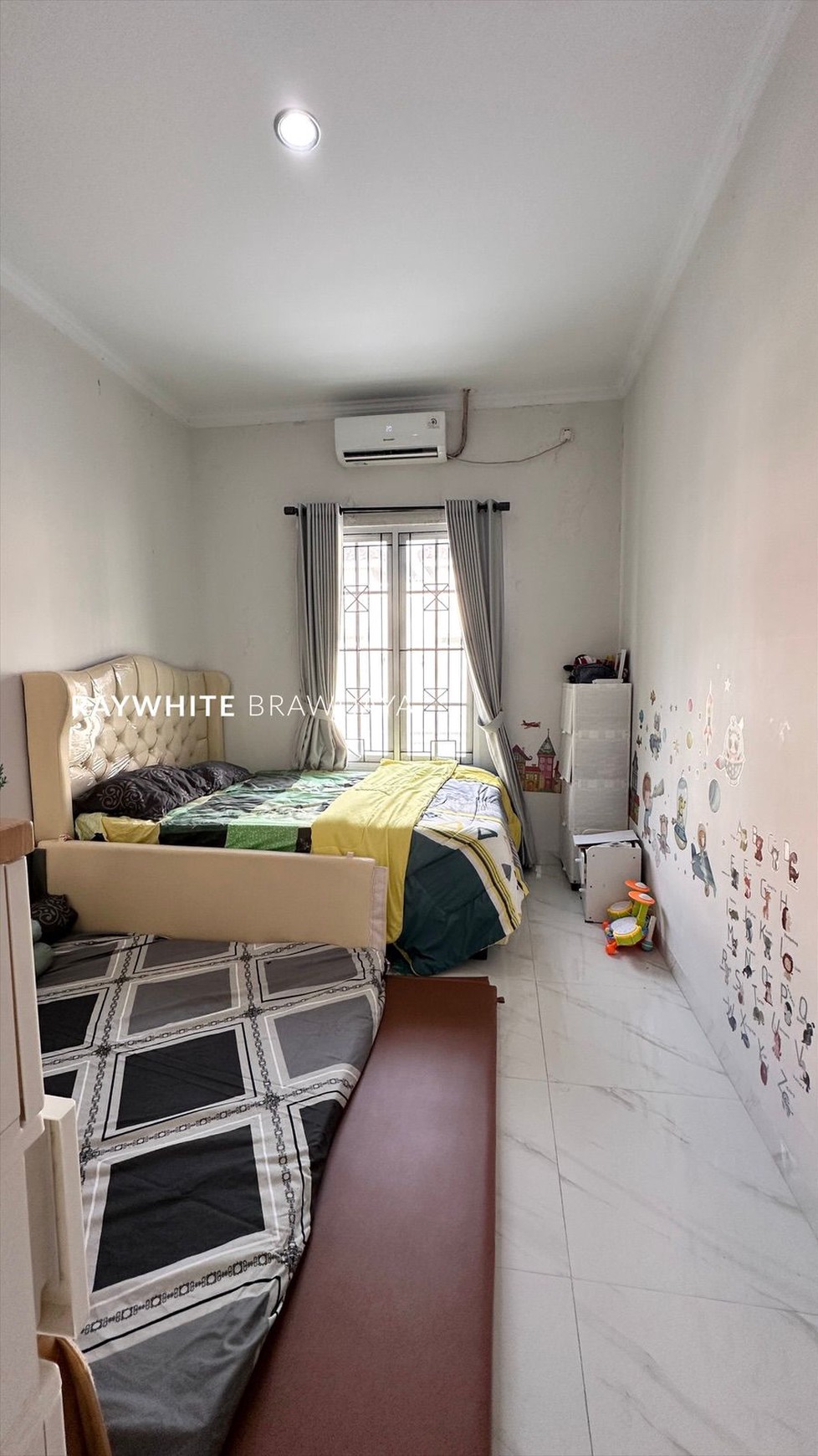Rumah Dalam Cluster Lingkungan Tenang Area Jagakarsa