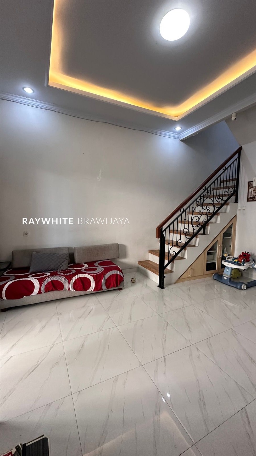 Rumah Dalam Cluster Lingkungan Tenang Area Jagakarsa
