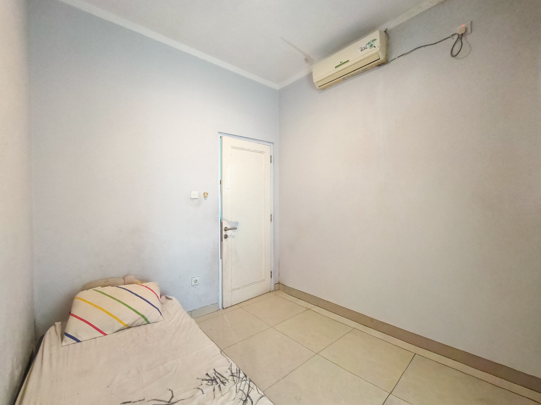 Rumah Bagus,jalan lebar,dalam cluster di Bintaro Jaya 7