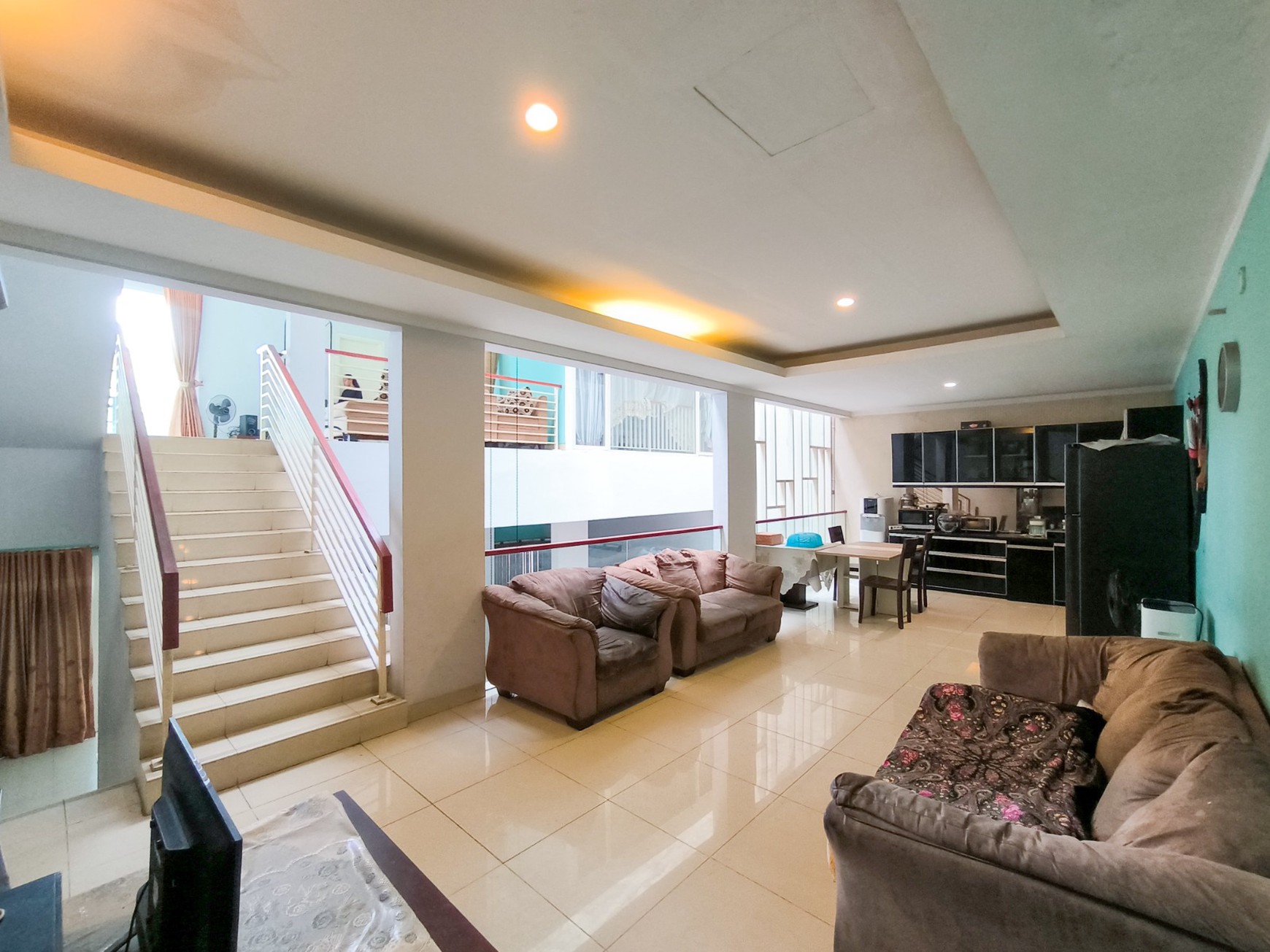 Rumah Bagus,jalan lebar,dalam cluster di Bintaro Jaya 7