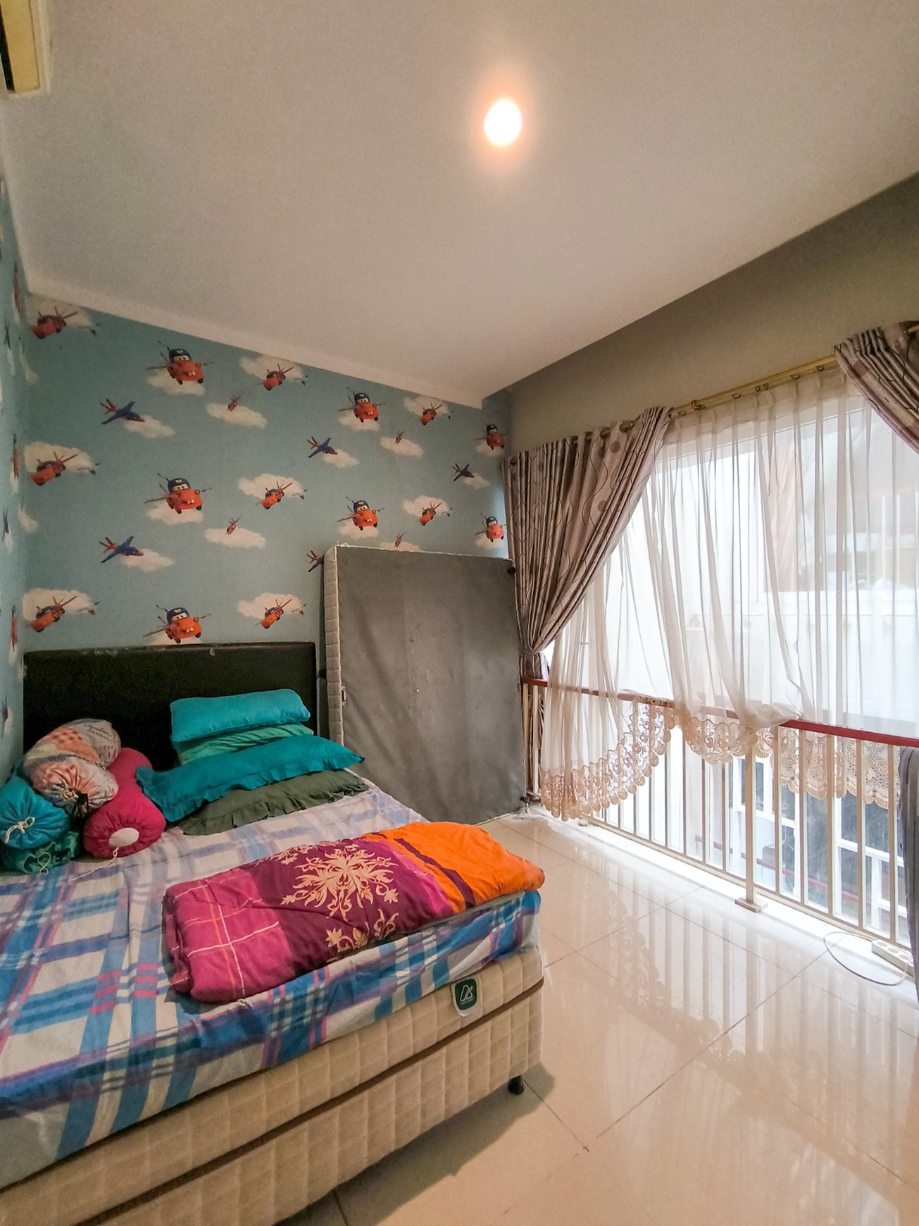 Rumah Bagus,jalan lebar,dalam cluster di Bintaro Jaya 7