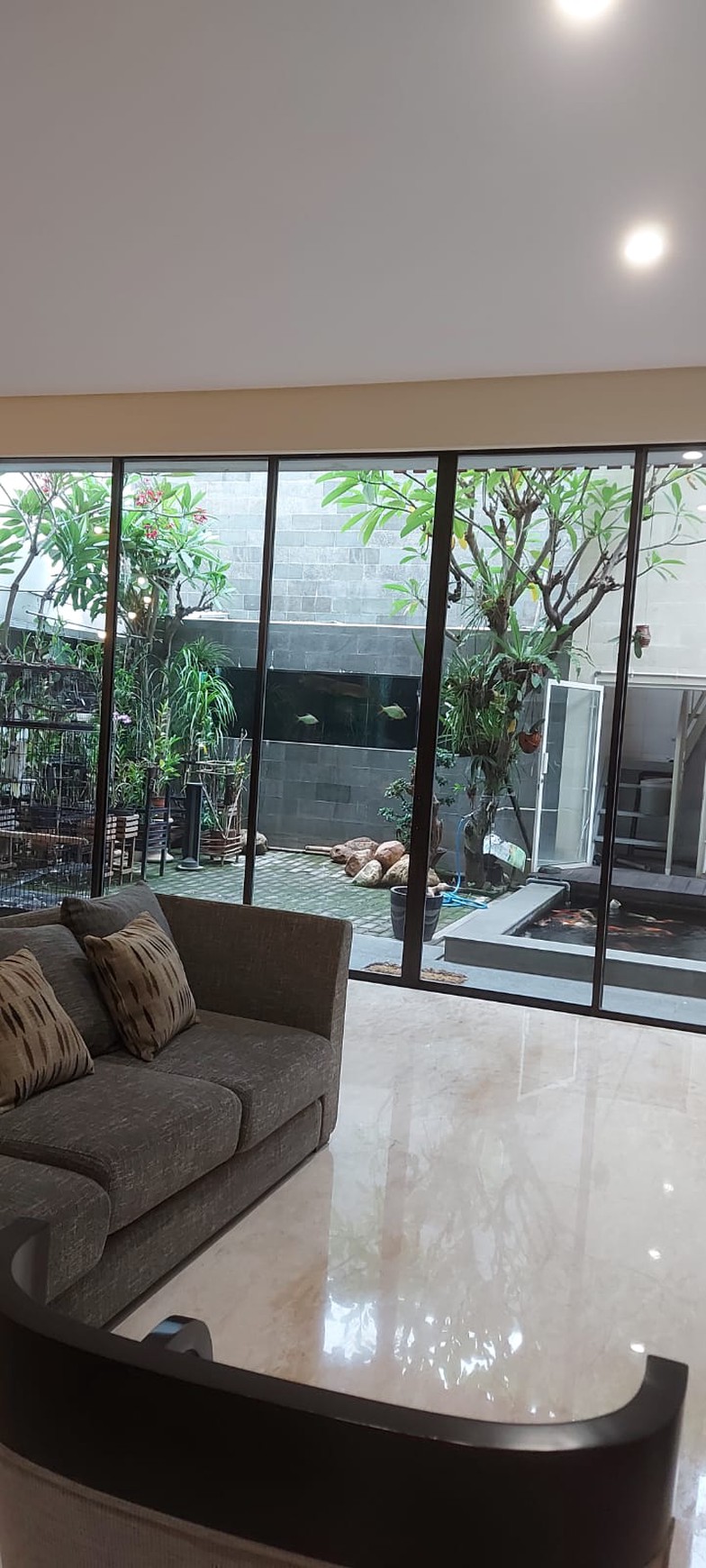 1 562. Jual Rumah Mewah Graha Natura Siap Huni