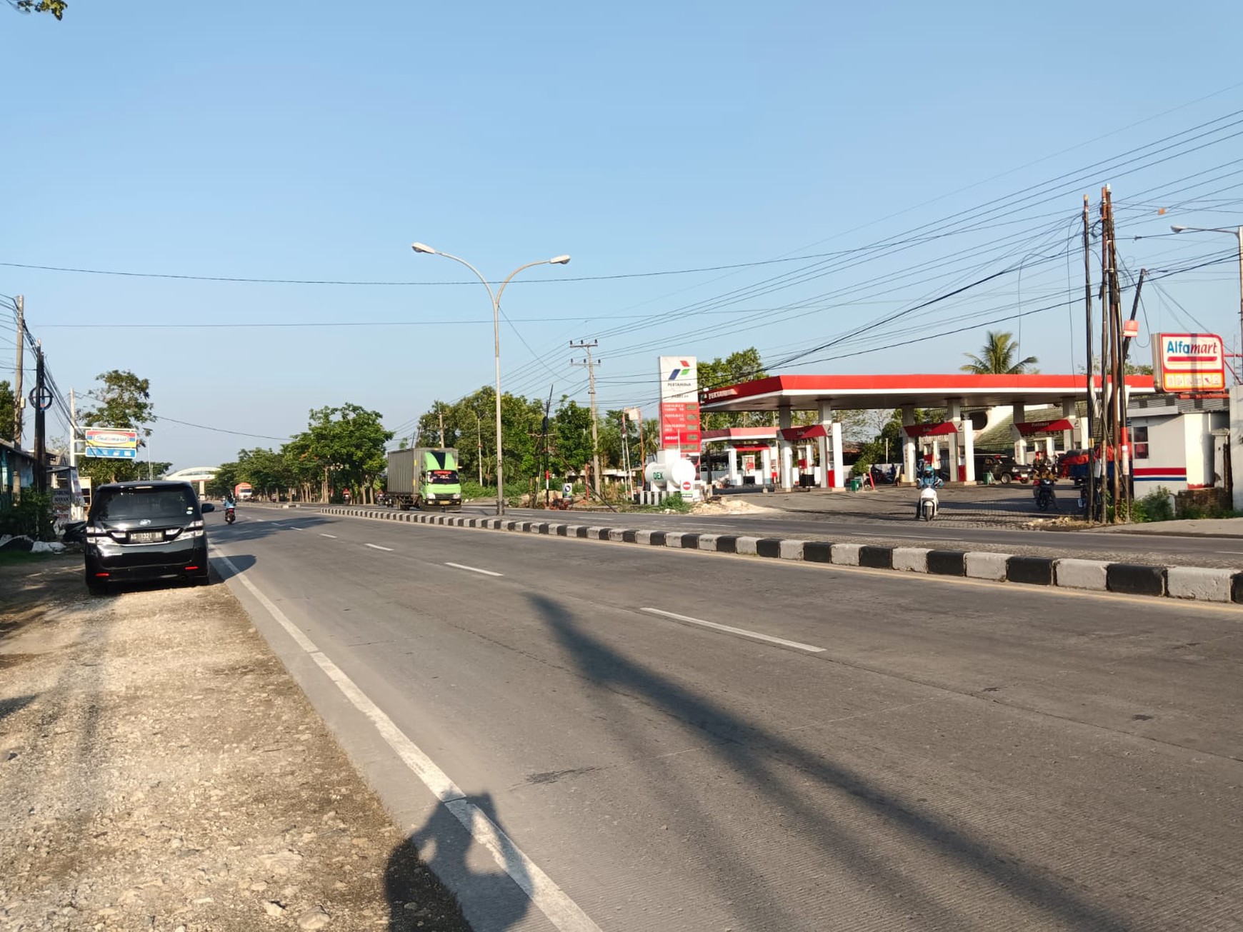 Disewakan 2275 m2 Tanah Nol Jalan Raya Gresik - Babat Lamongan Jawa Timur - Sudah URUG Padat plus Pagar Precast  Strategis cocok buat Gudang , workshop dll