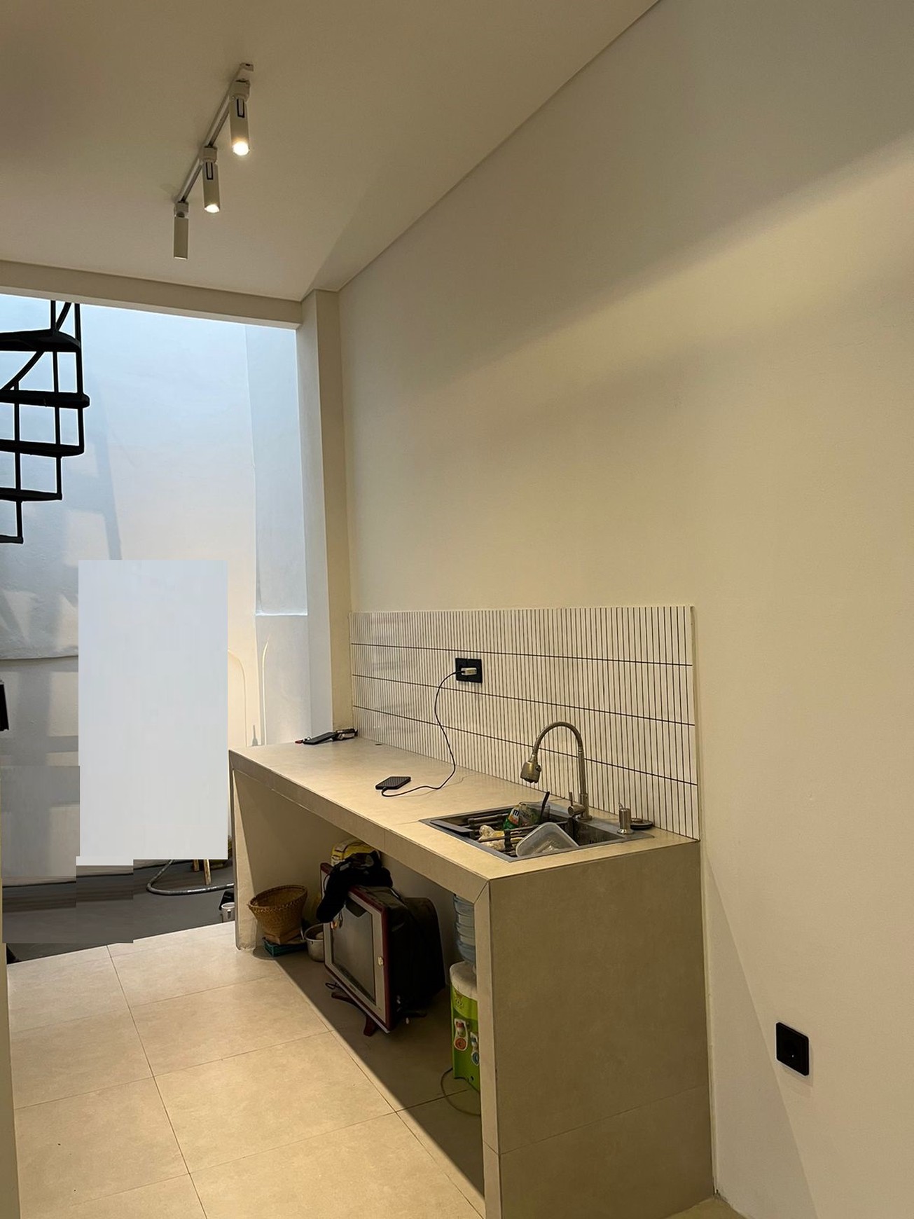 Rumah Brand New, Nyaman, bebas banjir dekat ST. Sudimara