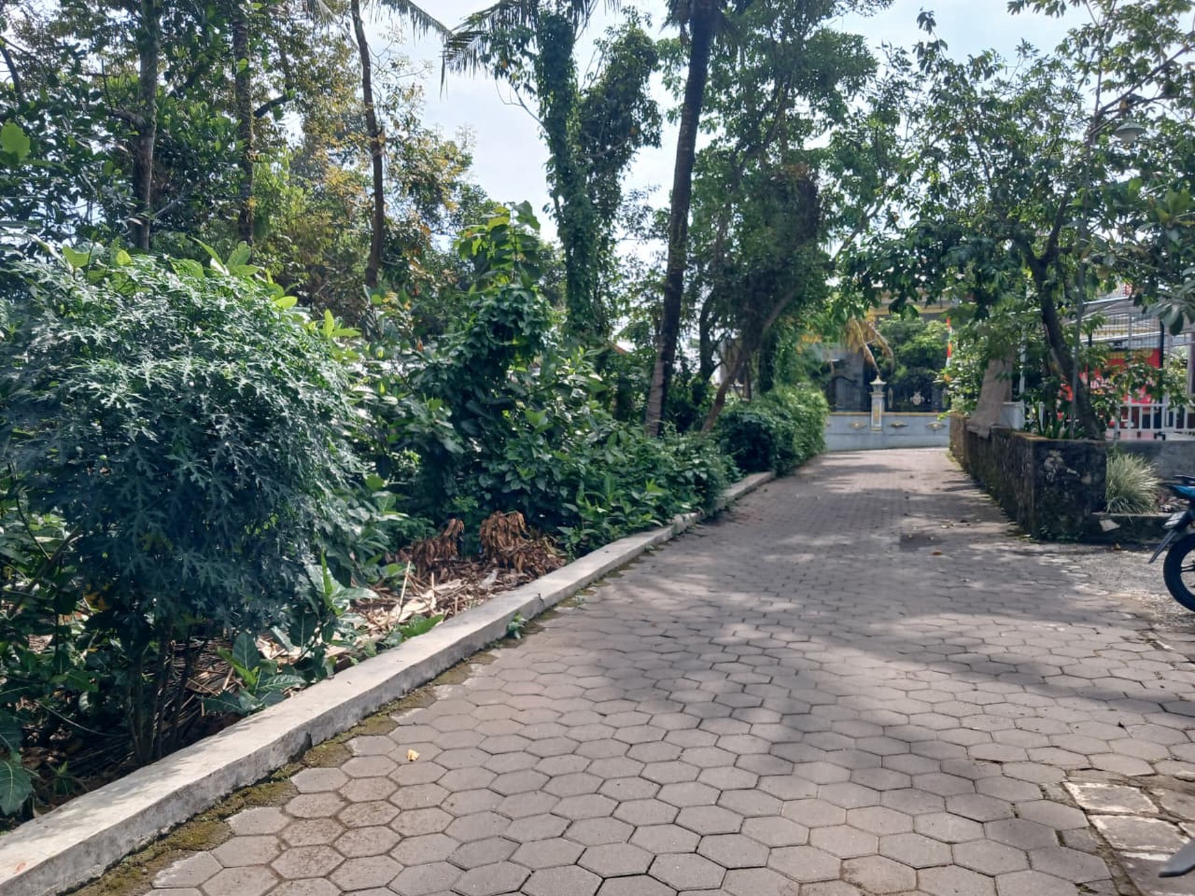 Rumah Hitung Tanah Area Cipete