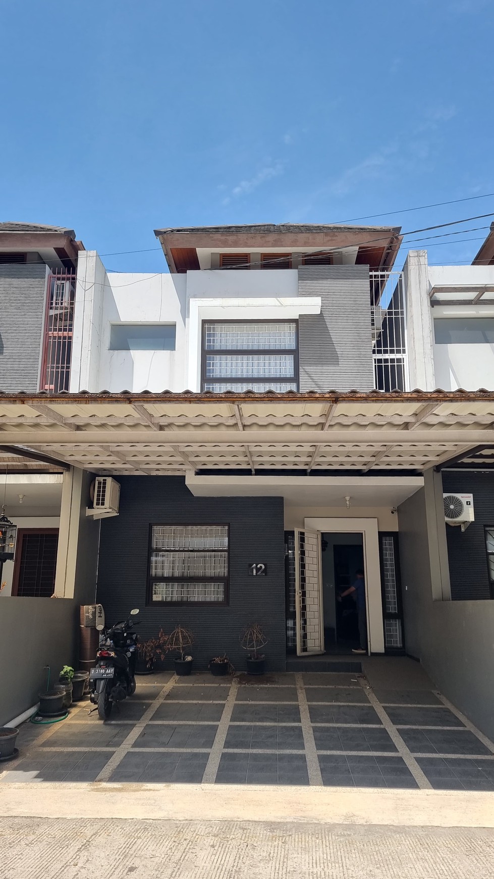 Rumah Hitung Tanah Area Cipete