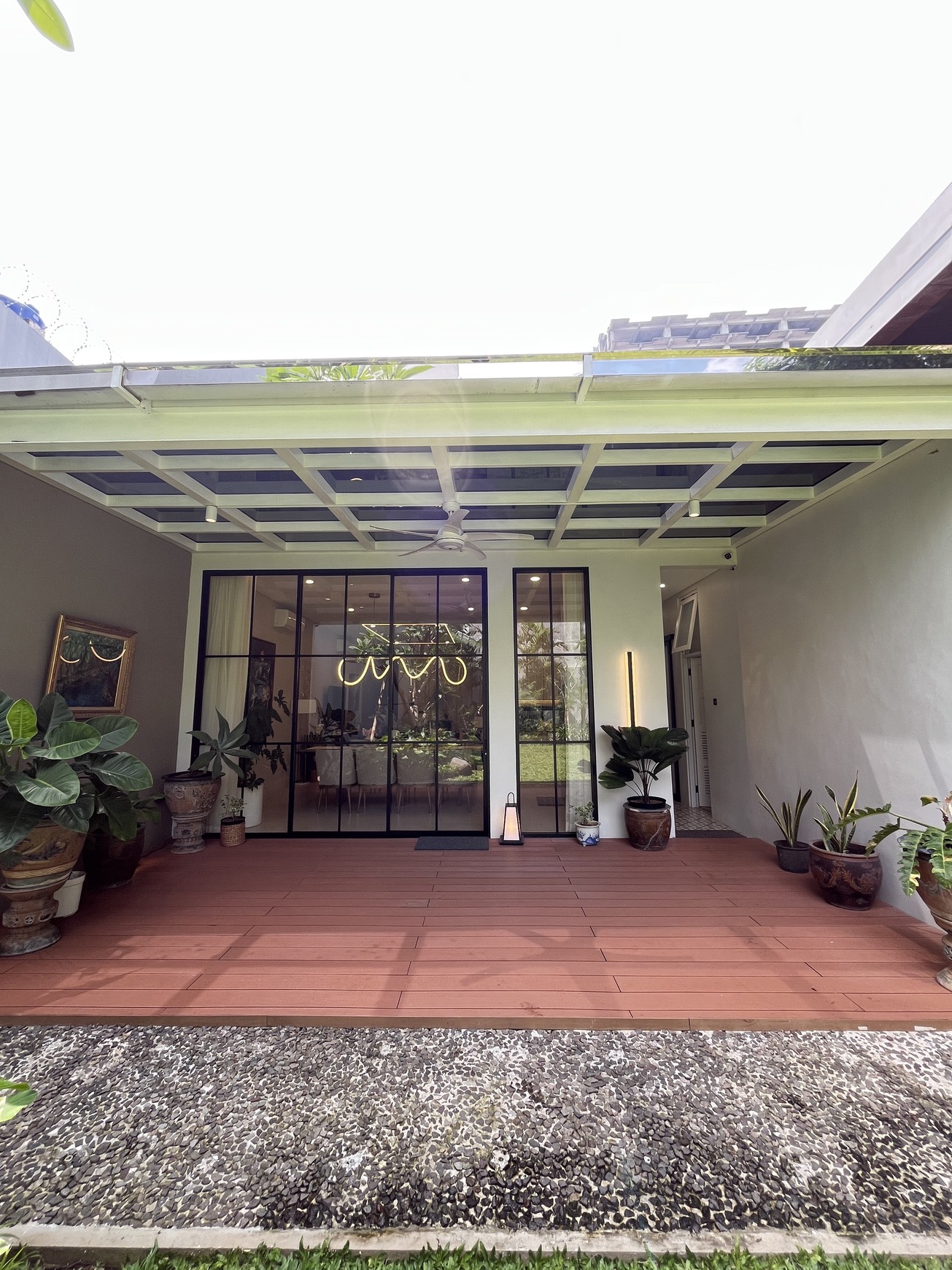 Dijual Rumah baru renovasi area komersial di Jl Jaksa - Kebon Sirih - Jakarta Pusat