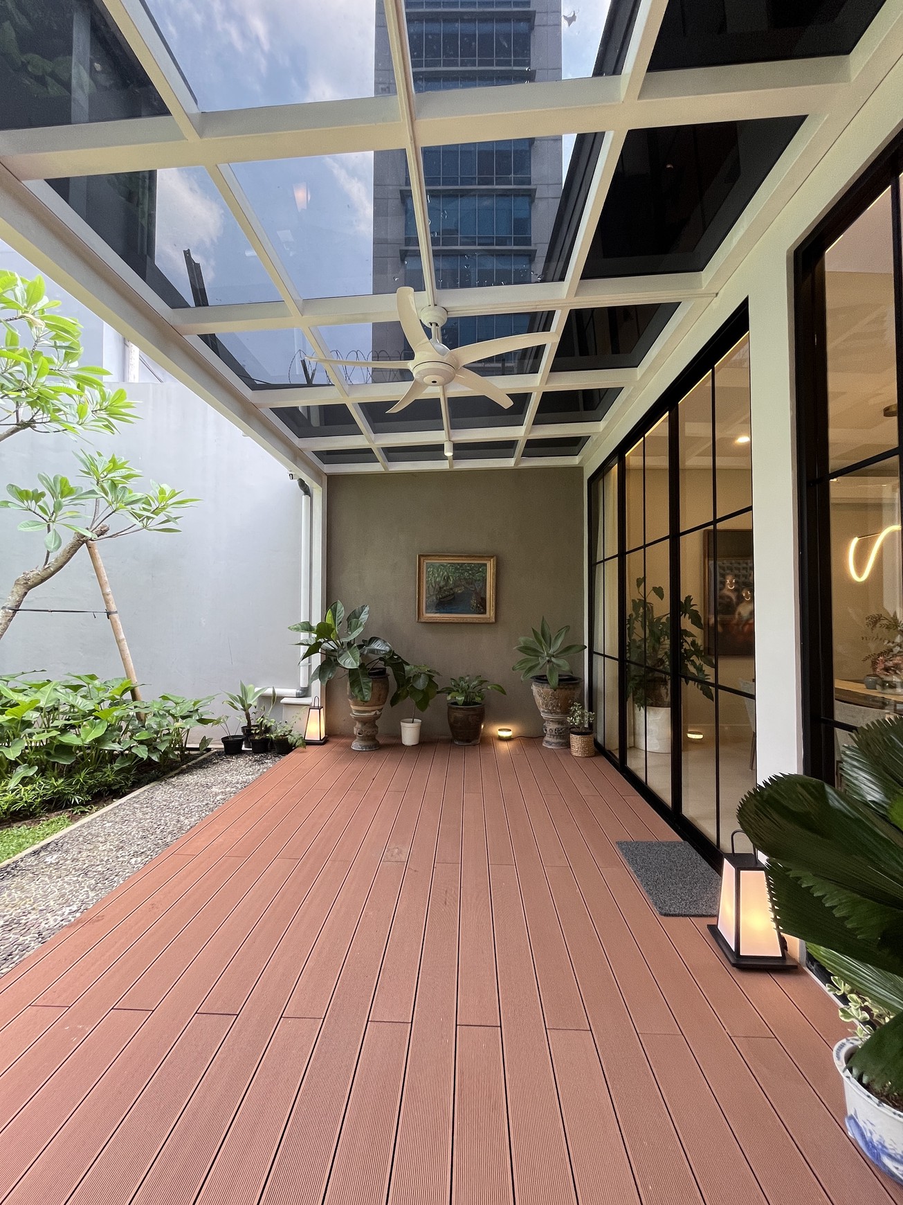 Dijual Rumah baru renovasi area komersial di Jl Jaksa - Kebon Sirih - Jakarta Pusat