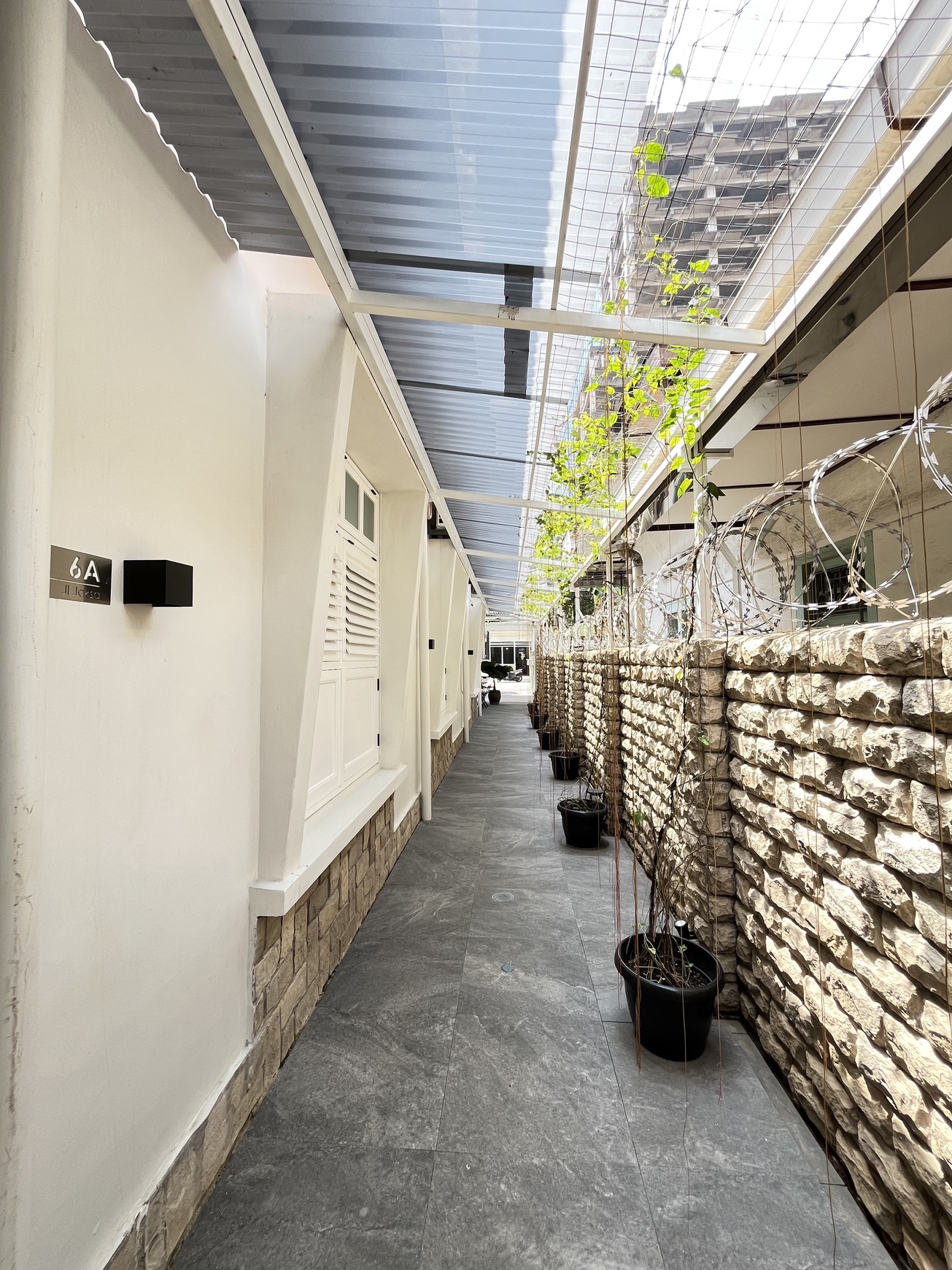 Dijual Rumah baru renovasi area komersial di Jl Jaksa - Kebon Sirih - Jakarta Pusat