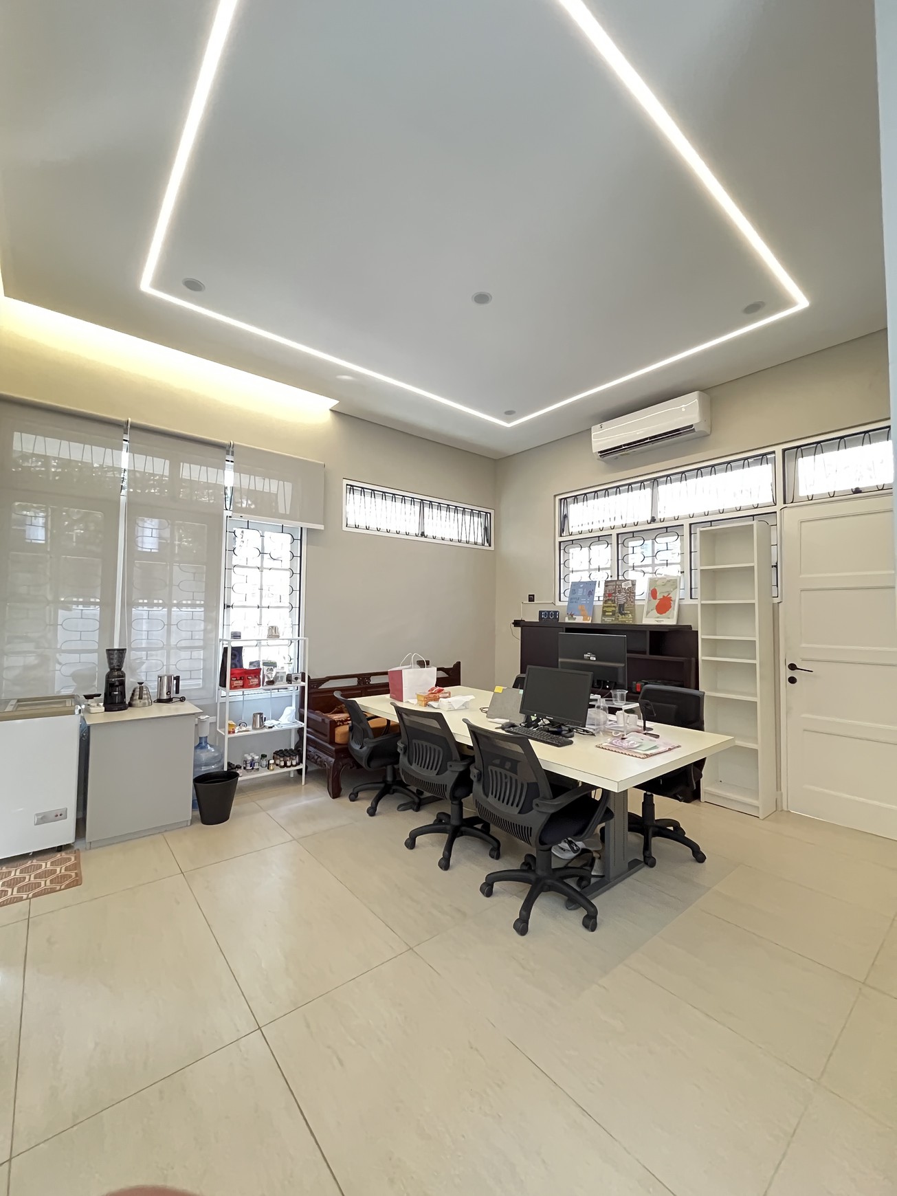 Dijual Rumah baru renovasi area komersial di Jl Jaksa - Kebon Sirih - Jakarta Pusat