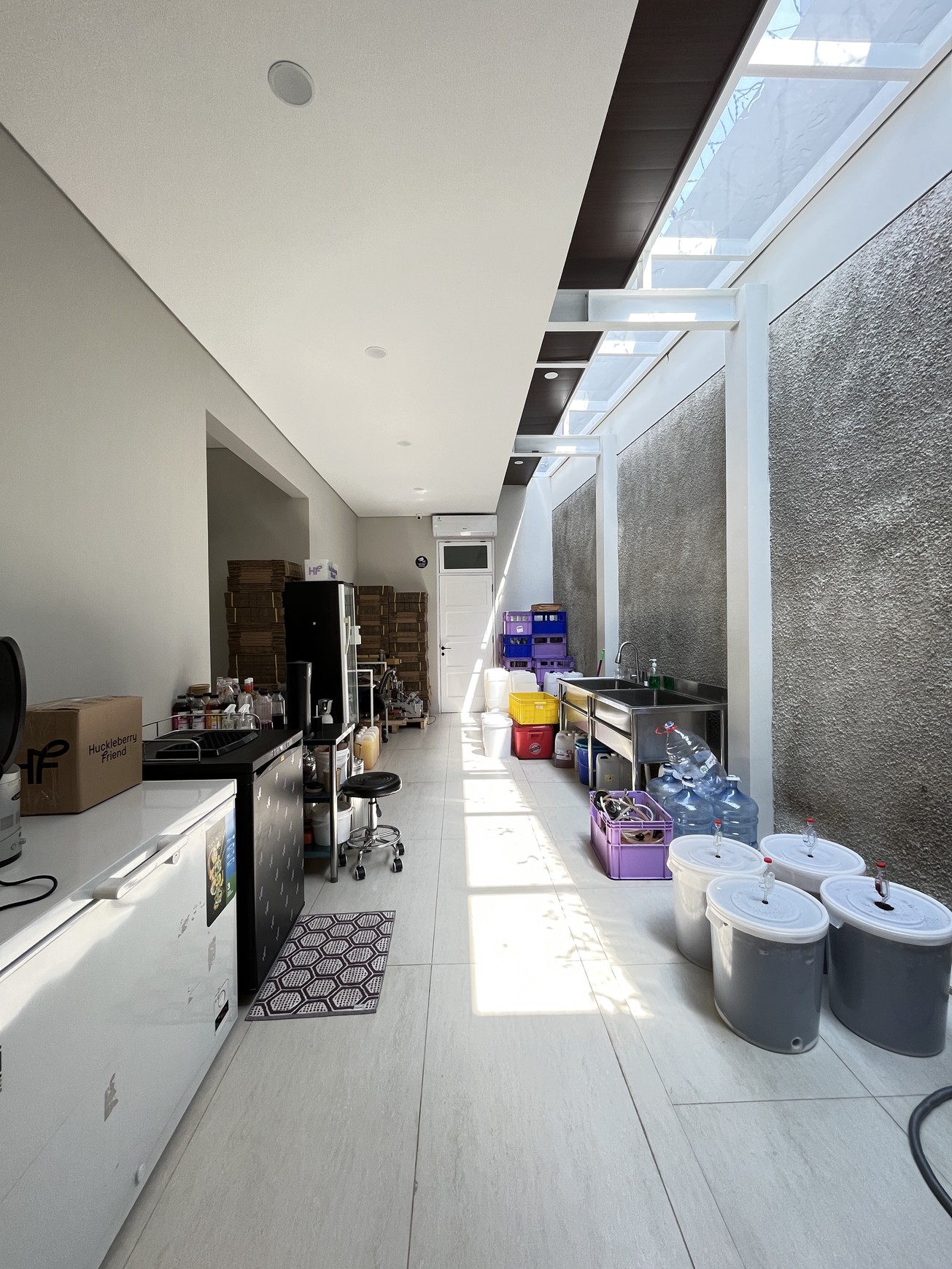 Dijual Rumah baru renovasi area komersial di Jl Jaksa - Kebon Sirih - Jakarta Pusat