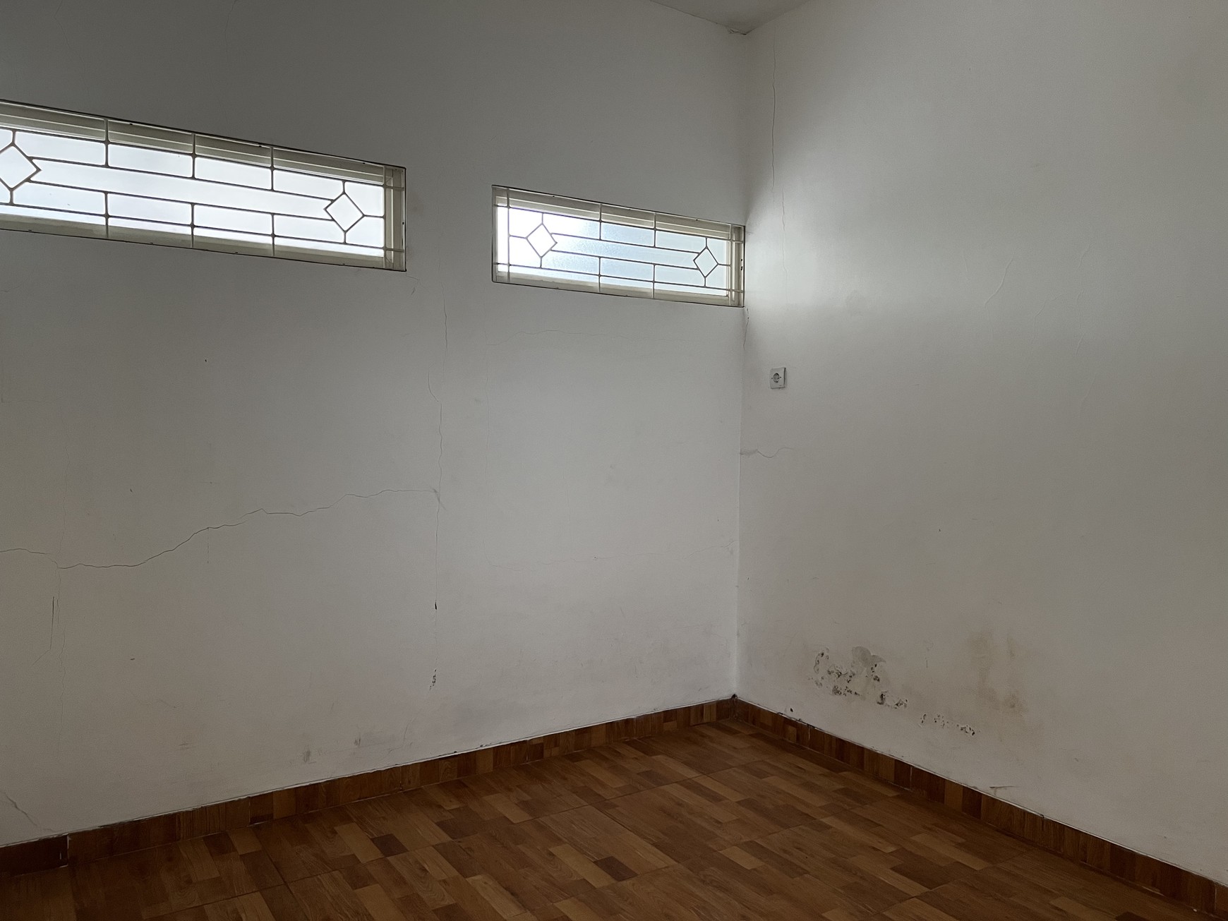 Rumah Cluster dekat pasar Intermoda BSD, Stasiun Cisauk, dan AEON BSD