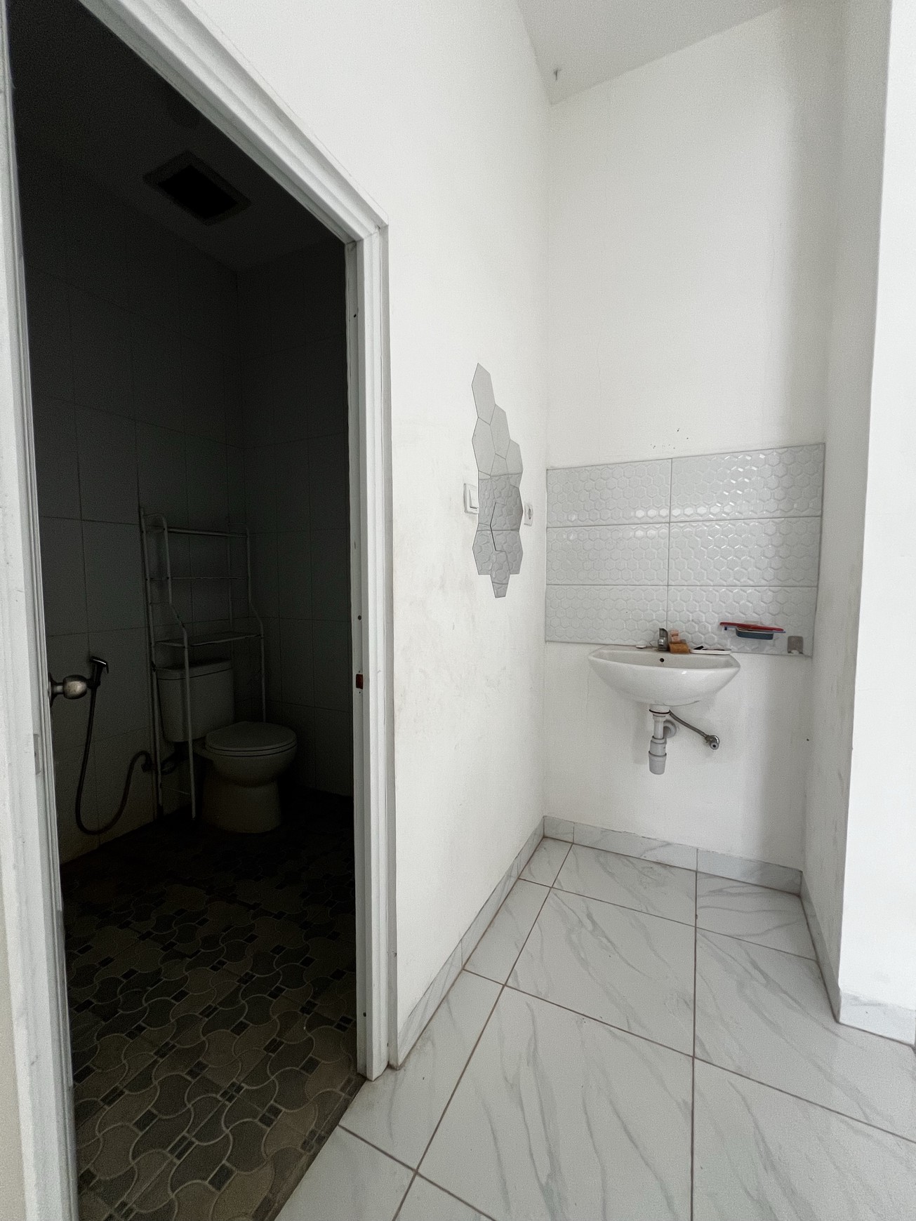 Rumah Cluster dekat pasar Intermoda BSD, Stasiun Cisauk, dan AEON BSD