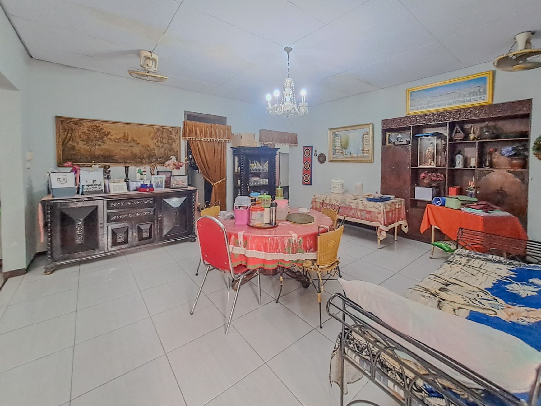Rumah di Bendungan Hilir, Akses mudah Tanah Abang Thamrin Menteng