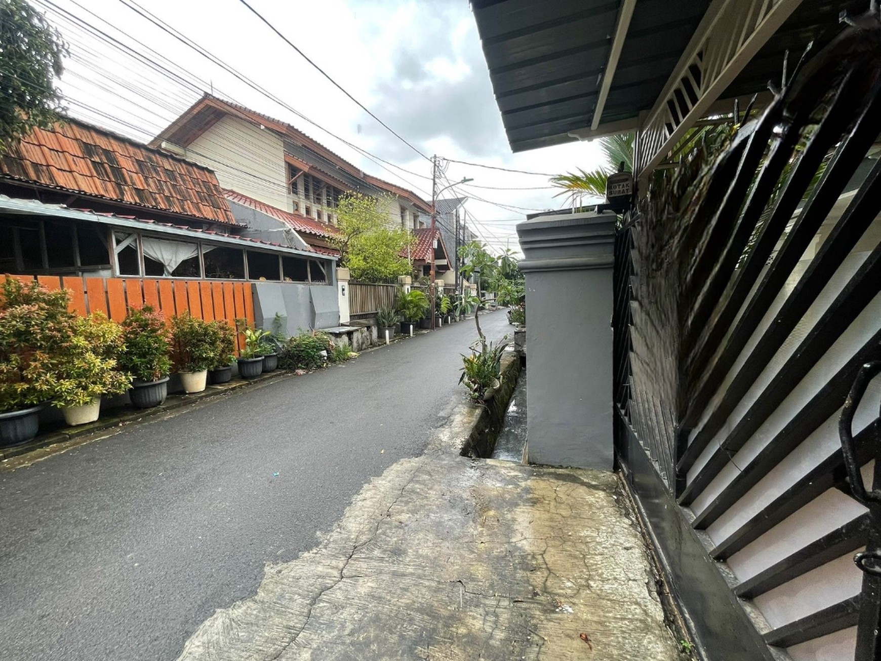 Dijual Rumah di Jalan Mugeni, Pisangan Lama, Pulo Gadung, Jakarta Timur