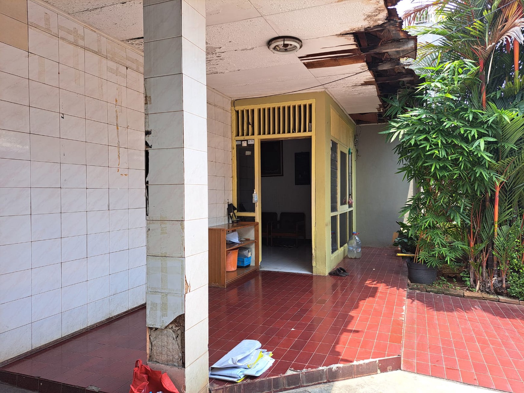 Rumah Luas 270 m² di Senen Jakarta Pusat - Lokasi Strategis