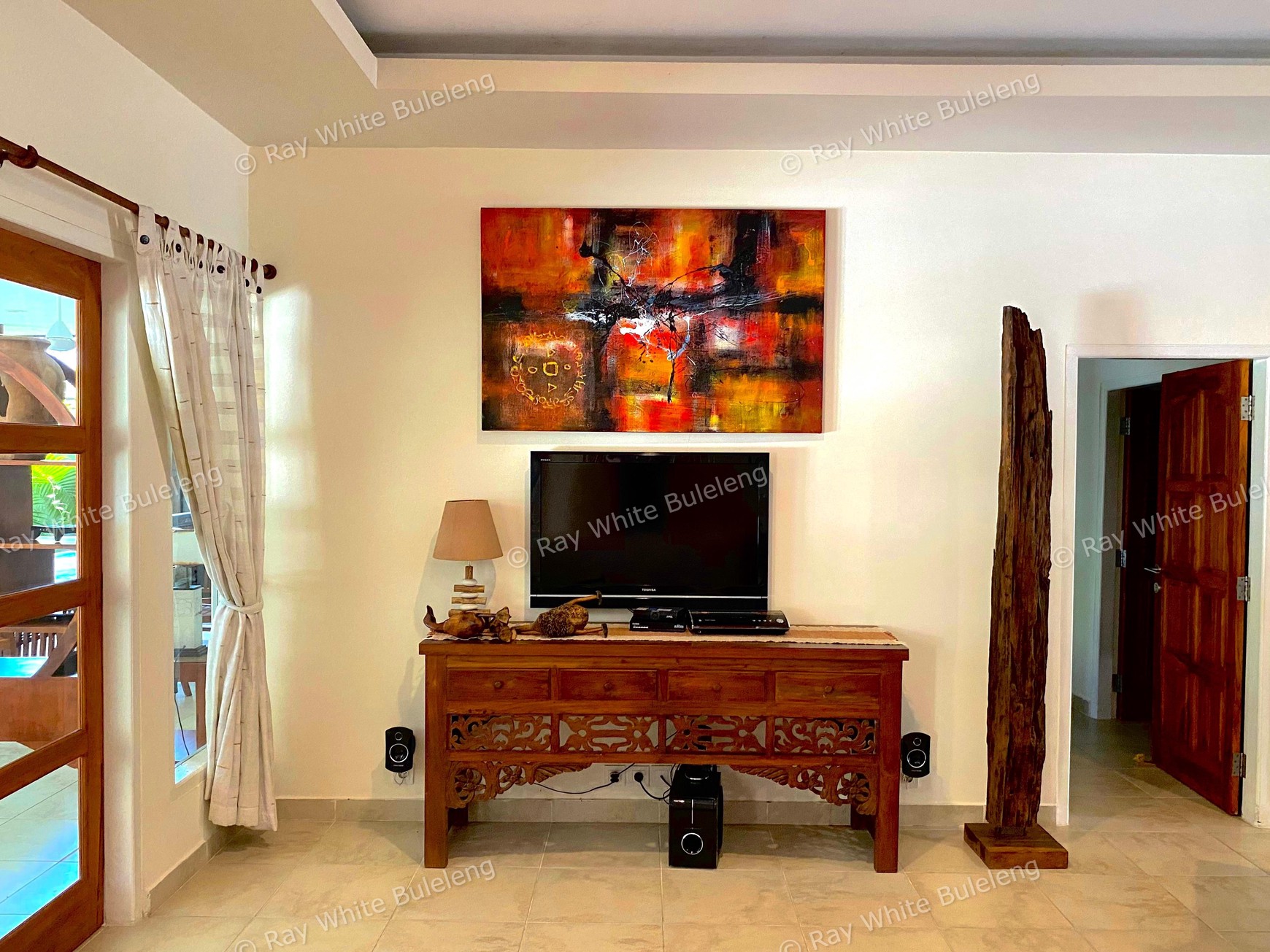 Elegant Beachfront Villa - Prime 1,325 Sqm Land