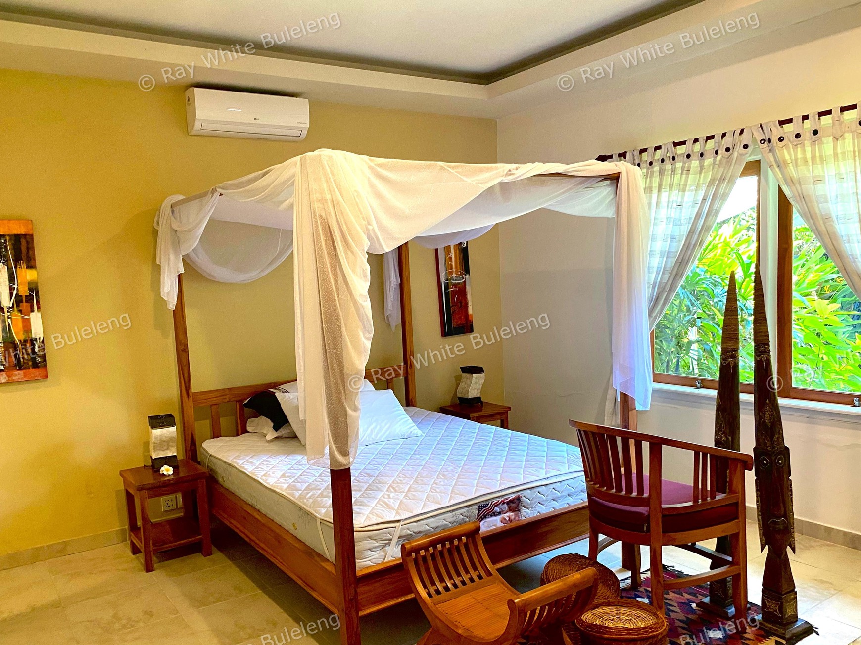 Elegant Beachfront Villa - Prime 1,325 Sqm Land