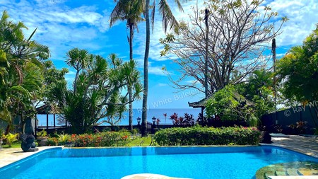 Elegant Beachfront Villa - Prime 1,325 Sqm Land