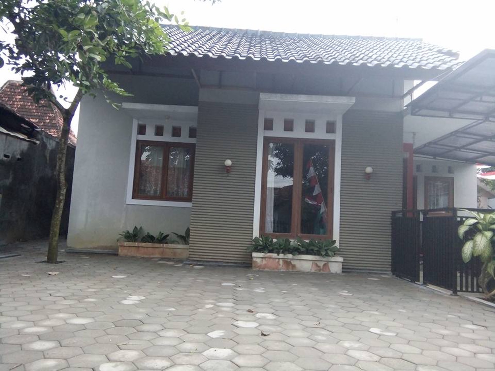 Rumah Cantik Disewa / Dijual di Besito Gebog Kudus Jawa Tengah