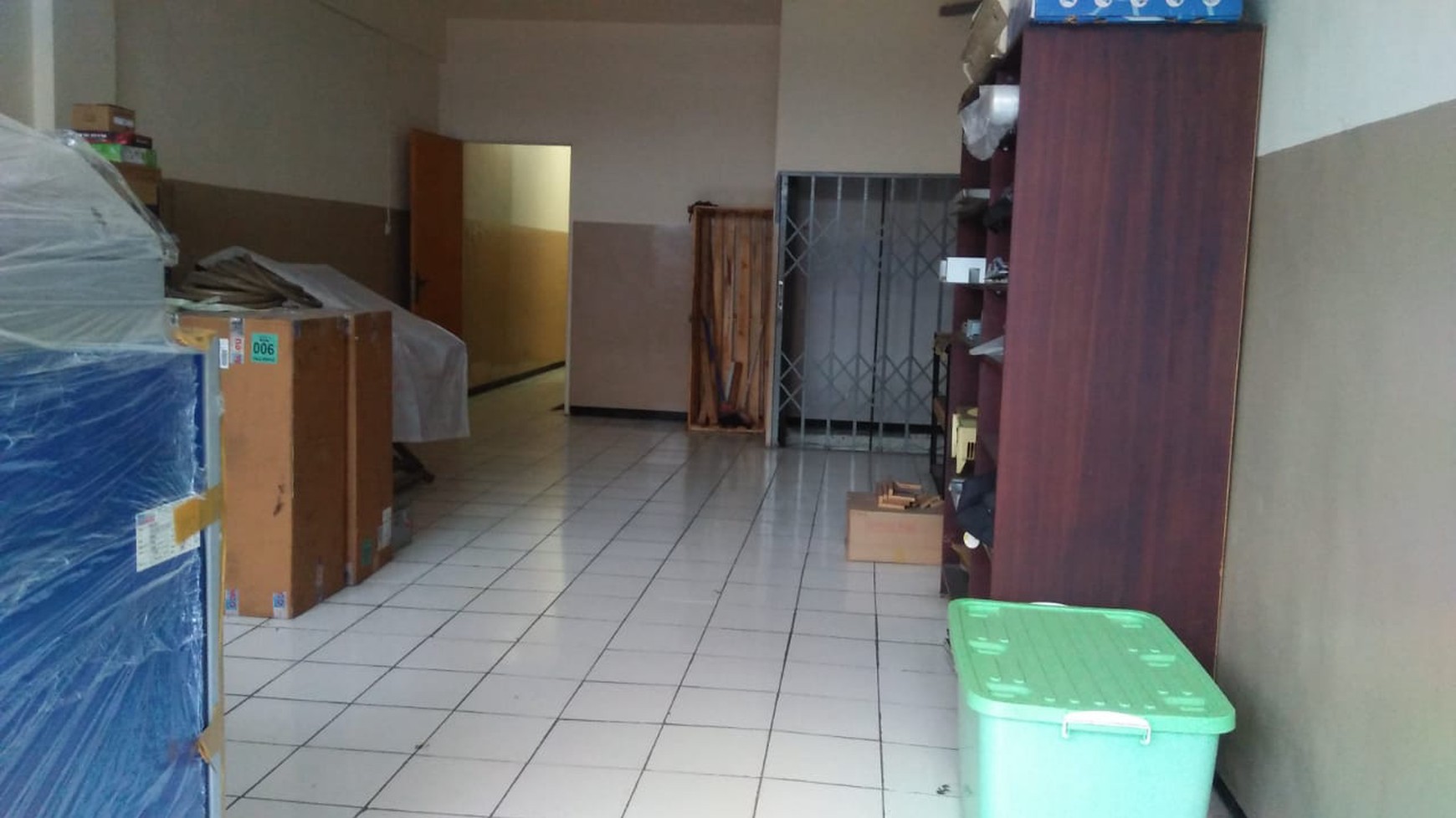 1 563. Jual Cepat Ruko RMI 4 Lantai di Tengah Kota