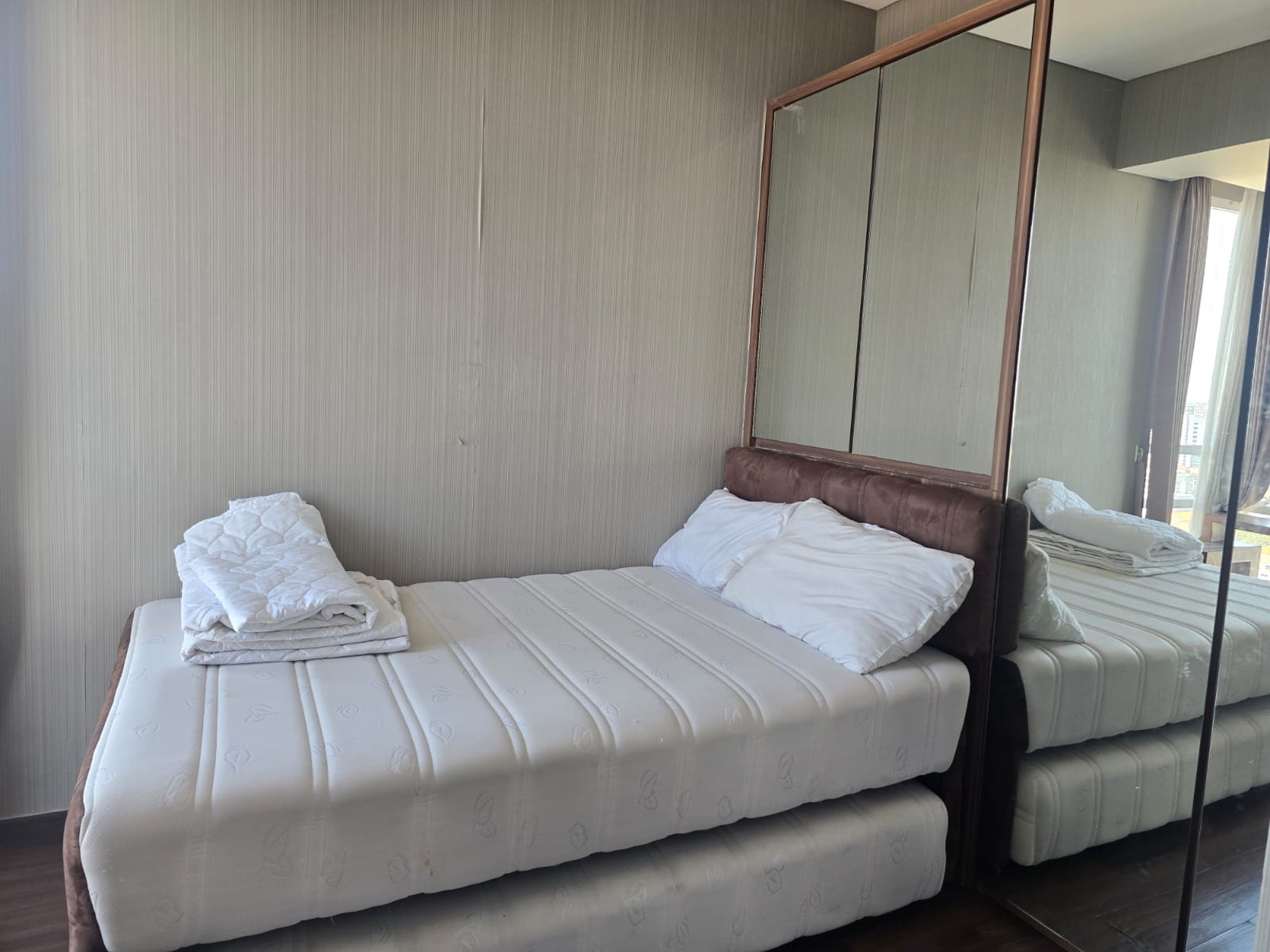 Apartment disewakan di Trillium Surabaya. 3 Kamar Full Furnish Ready