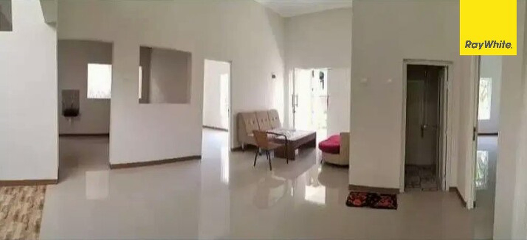 Dijual Rumah di Taman Pondok Indah Wiyung Surabaya