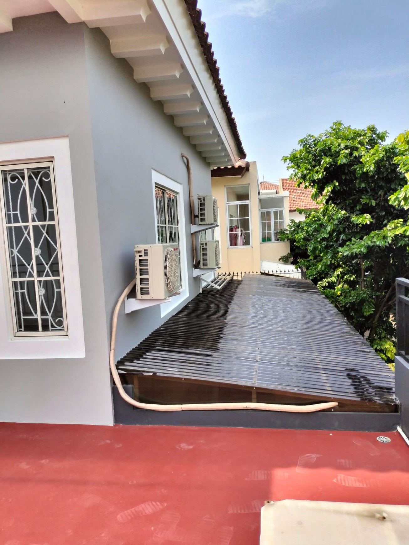 Dijual Rumah di JL. Sumatera Lippo Karawaci Tangerang
