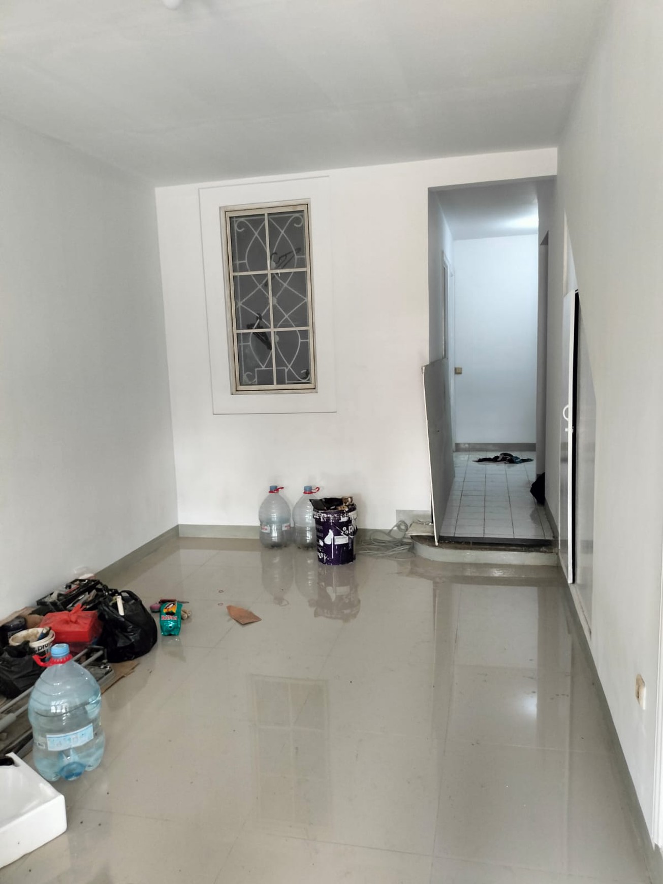 Dijual Rumah di JL. Sumatera Lippo Karawaci Tangerang